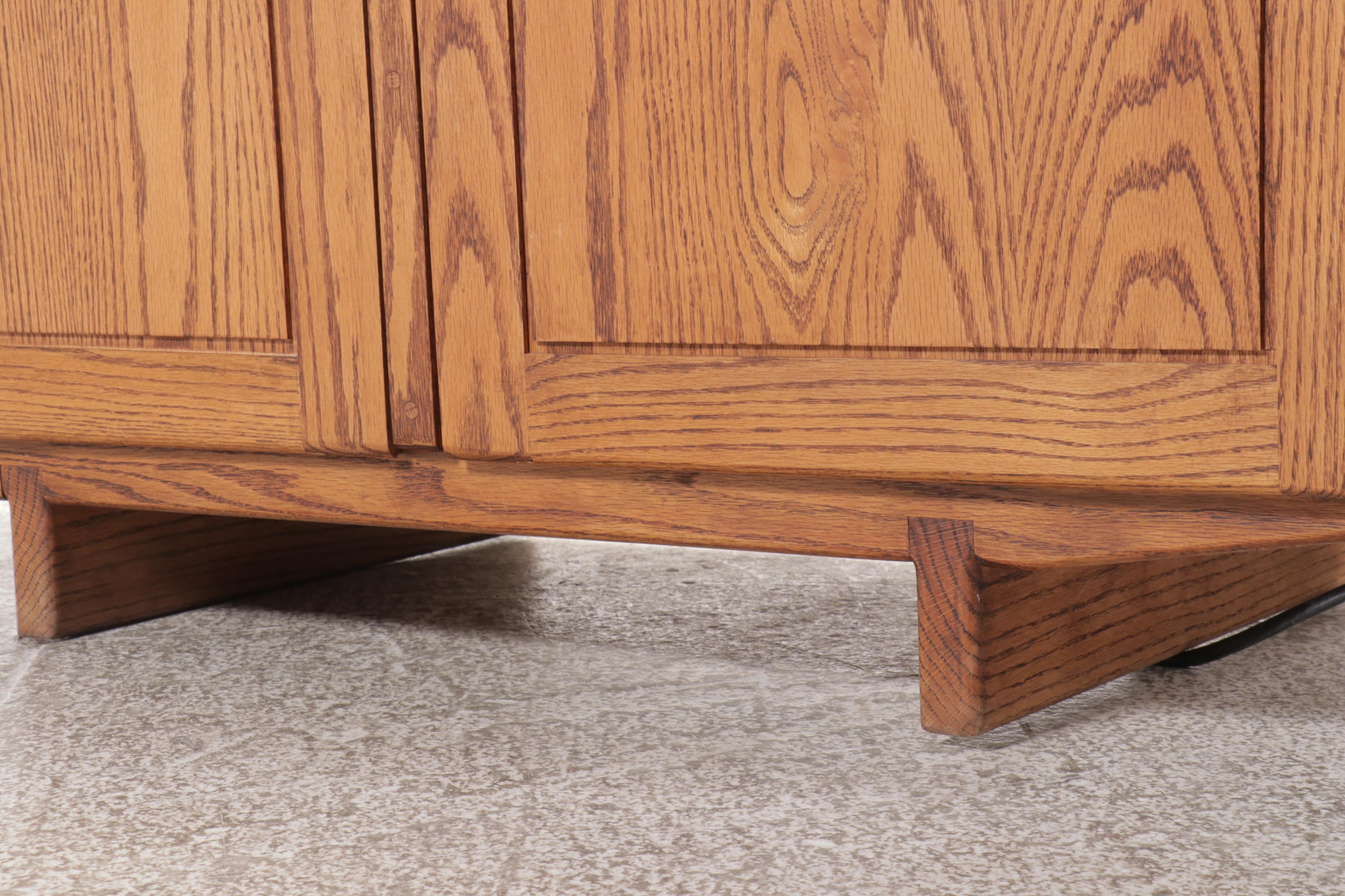 Italian Modern Style Oak Entertainment Cabinet