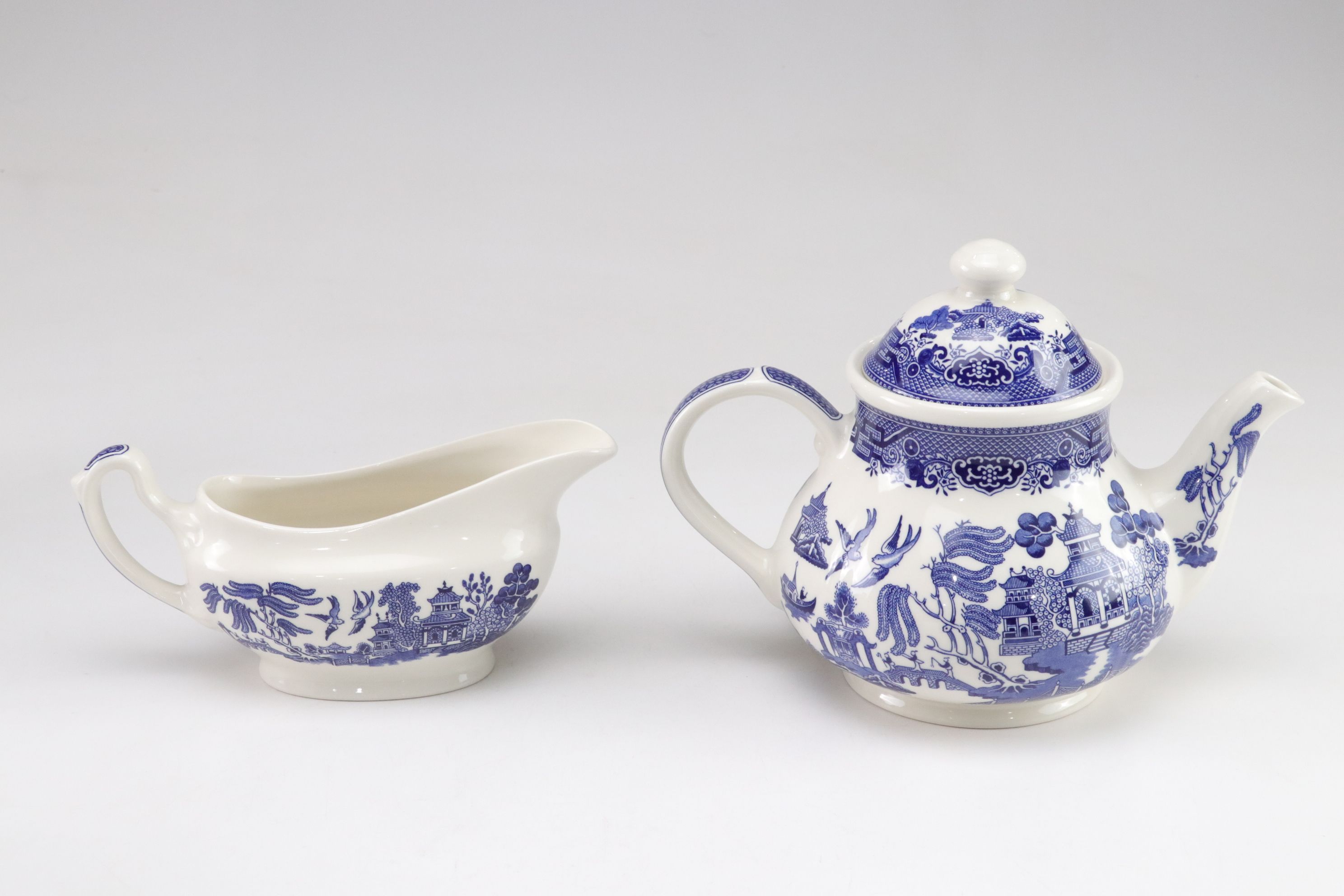 Churchill "Willow Blue" Teapot, Gravy Boat & Other Tableware