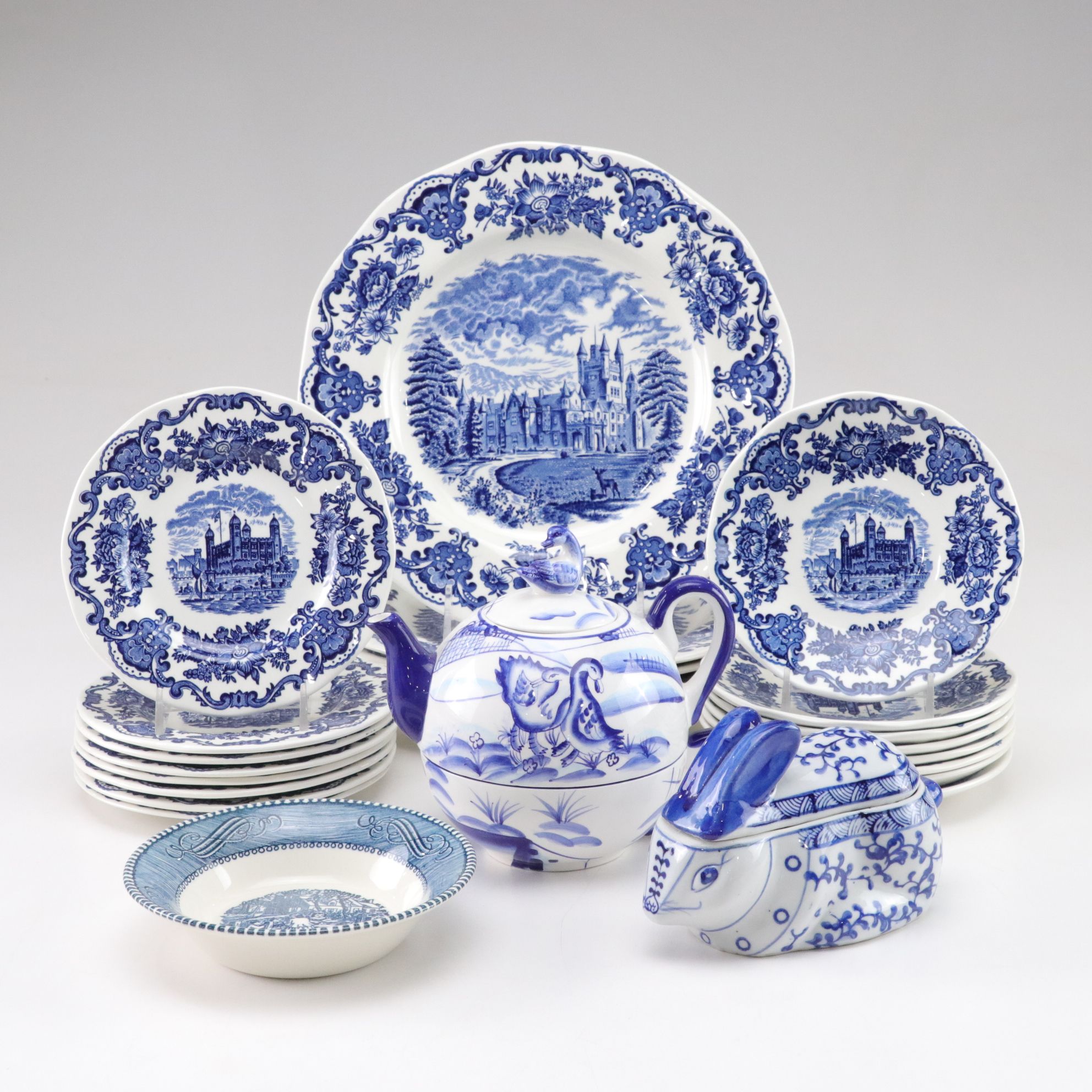 Enoch Wedgwood "Royal Homes of Britain" with Tea for One Set and Other Tableware