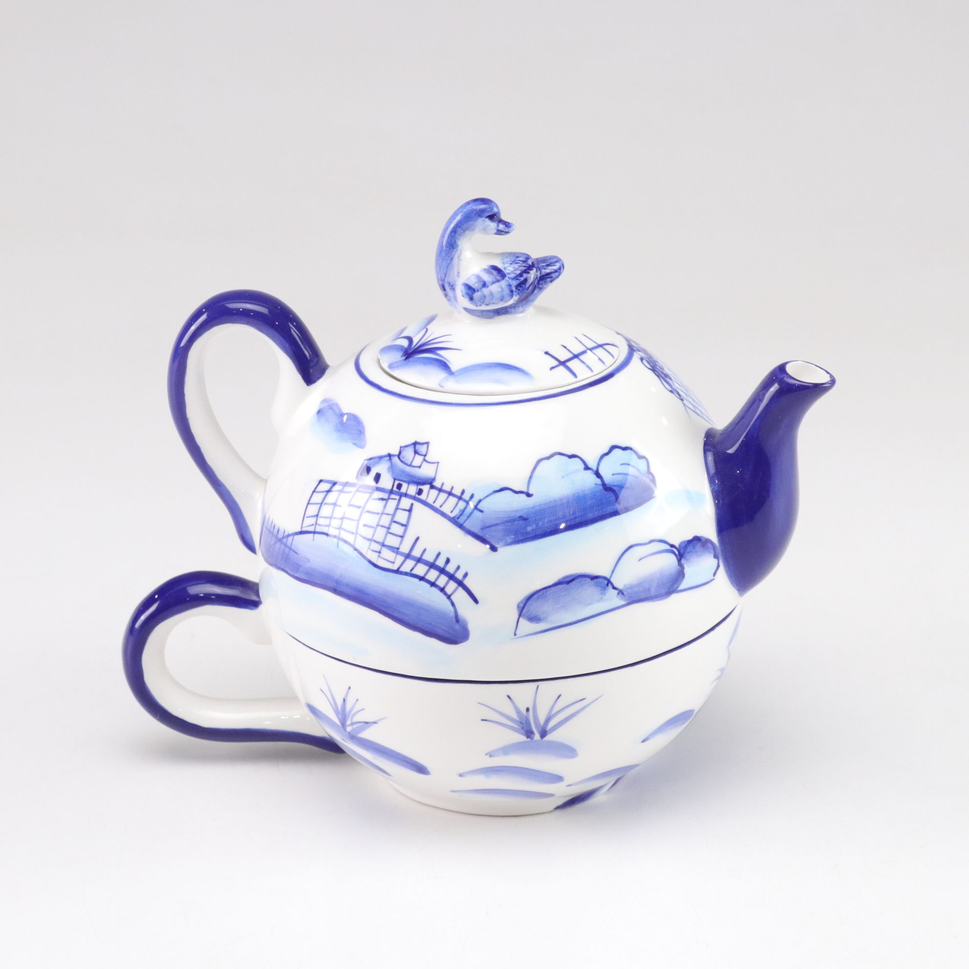 Enoch Wedgwood "Royal Homes of Britain" with Tea for One Set and Other Tableware