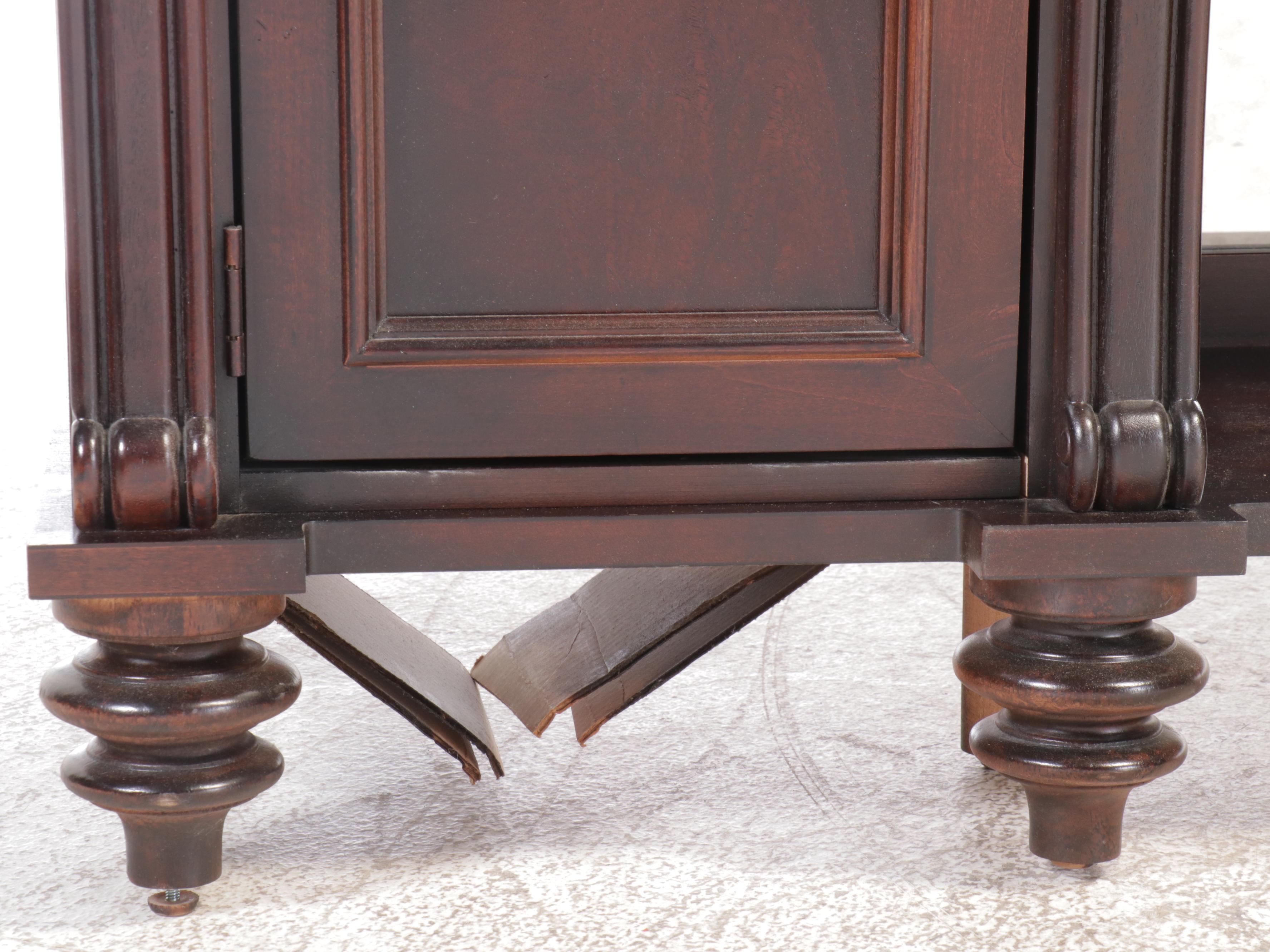 Stanley Furniture Double Pedestal Mahogany Buffet