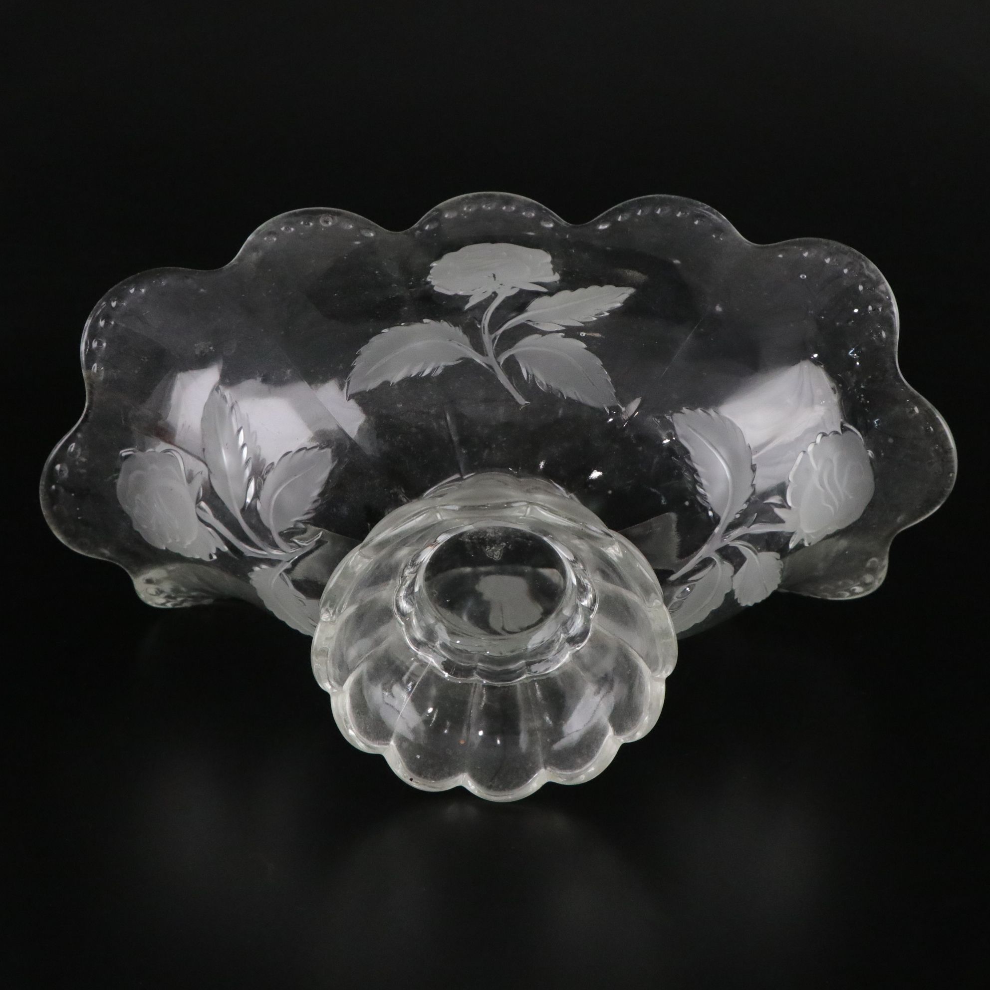 Frosted Rose Fruit Bowl, Roosting Chicken Dish & More