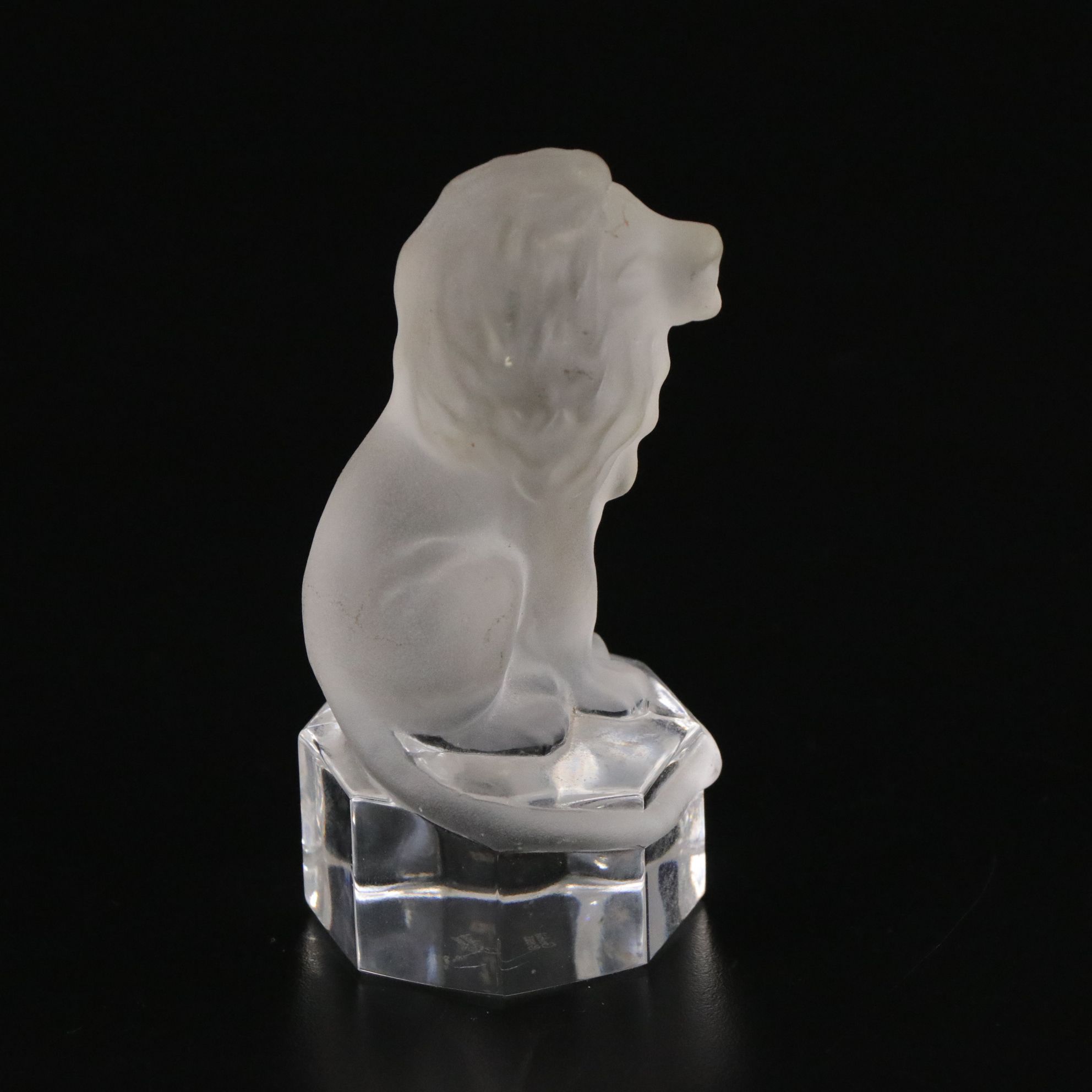 Frosted Rose Fruit Bowl, Roosting Chicken Dish & More