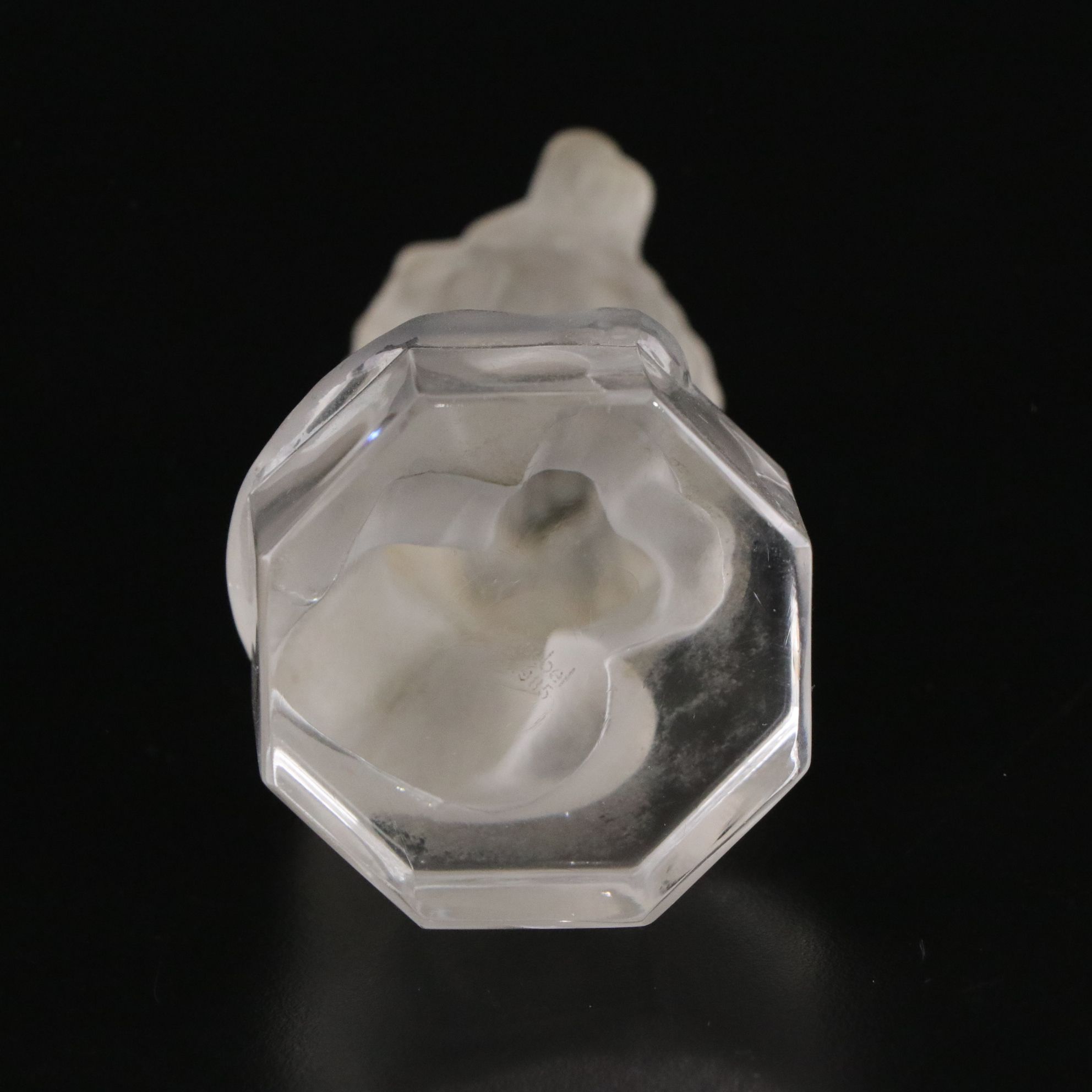 Frosted Rose Fruit Bowl, Roosting Chicken Dish & More