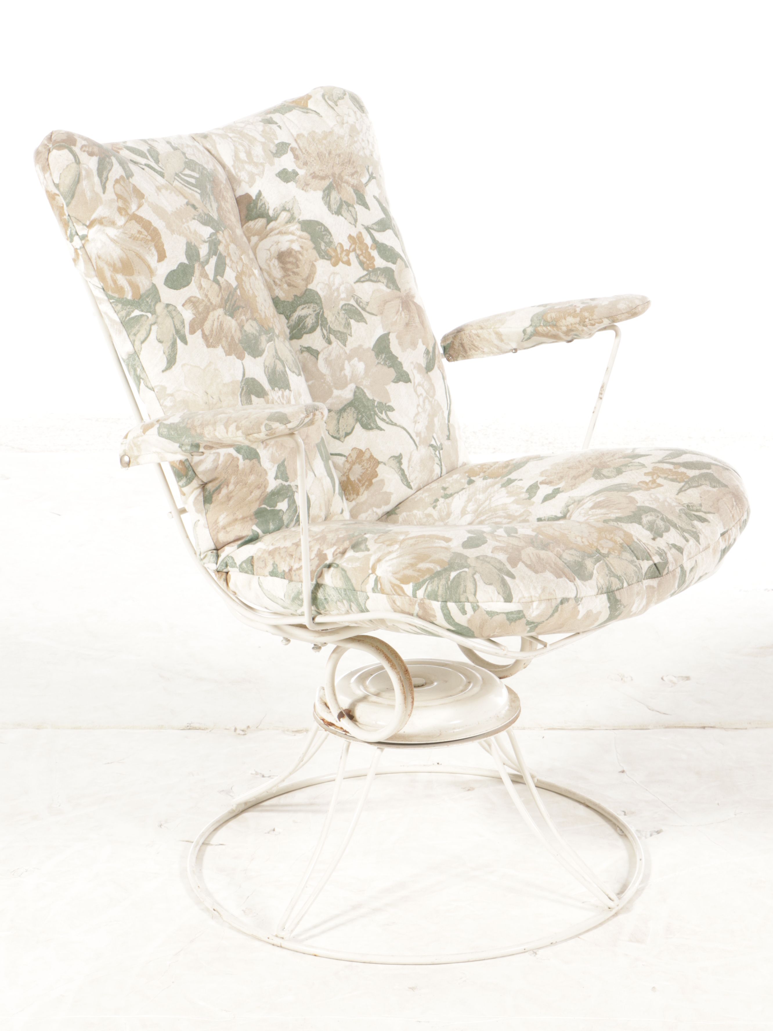 Homecrest White-Painted Wrought Iron Patio Furniture with Cushions