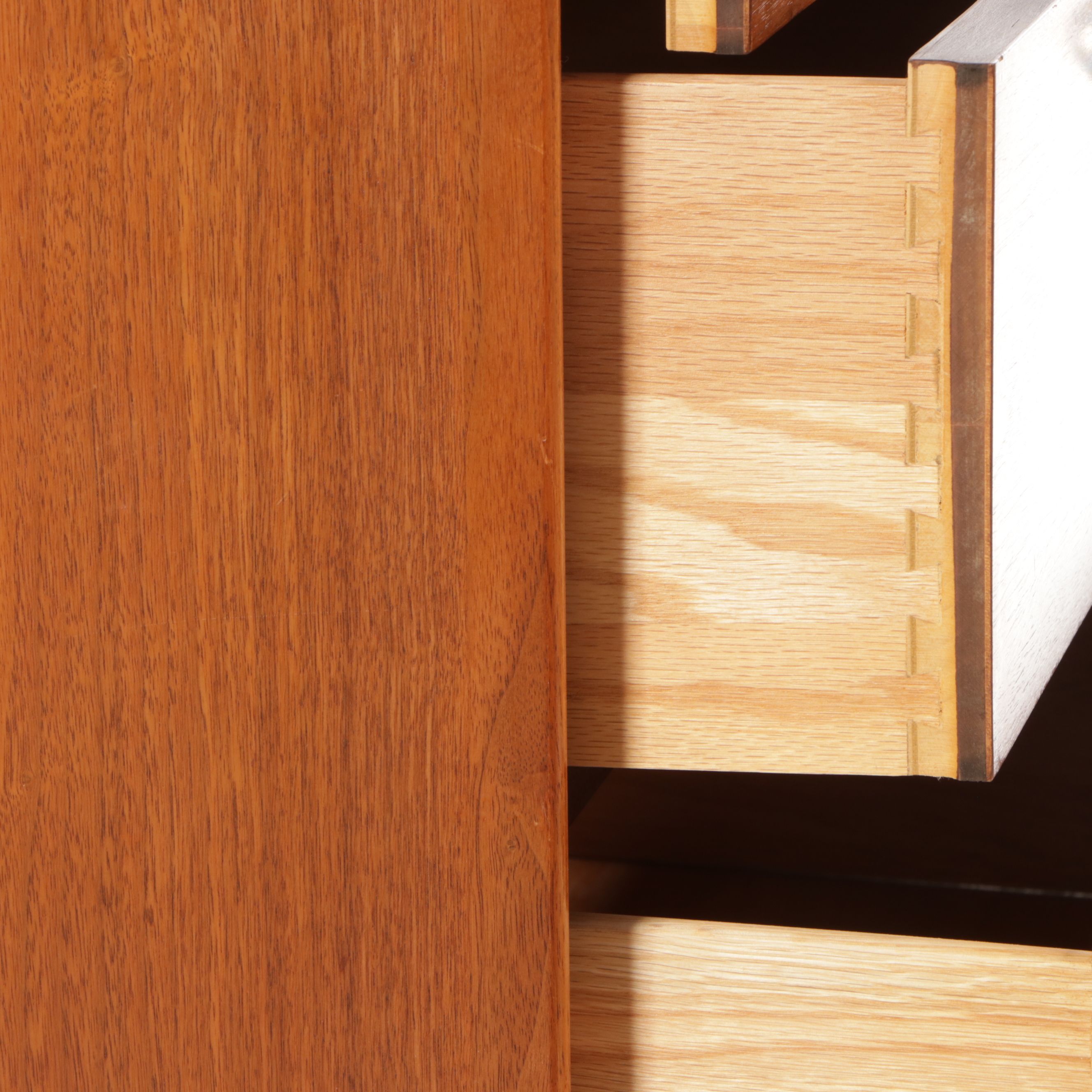 Drexel Mid Century Modern Style Walnut Chest of Drawers