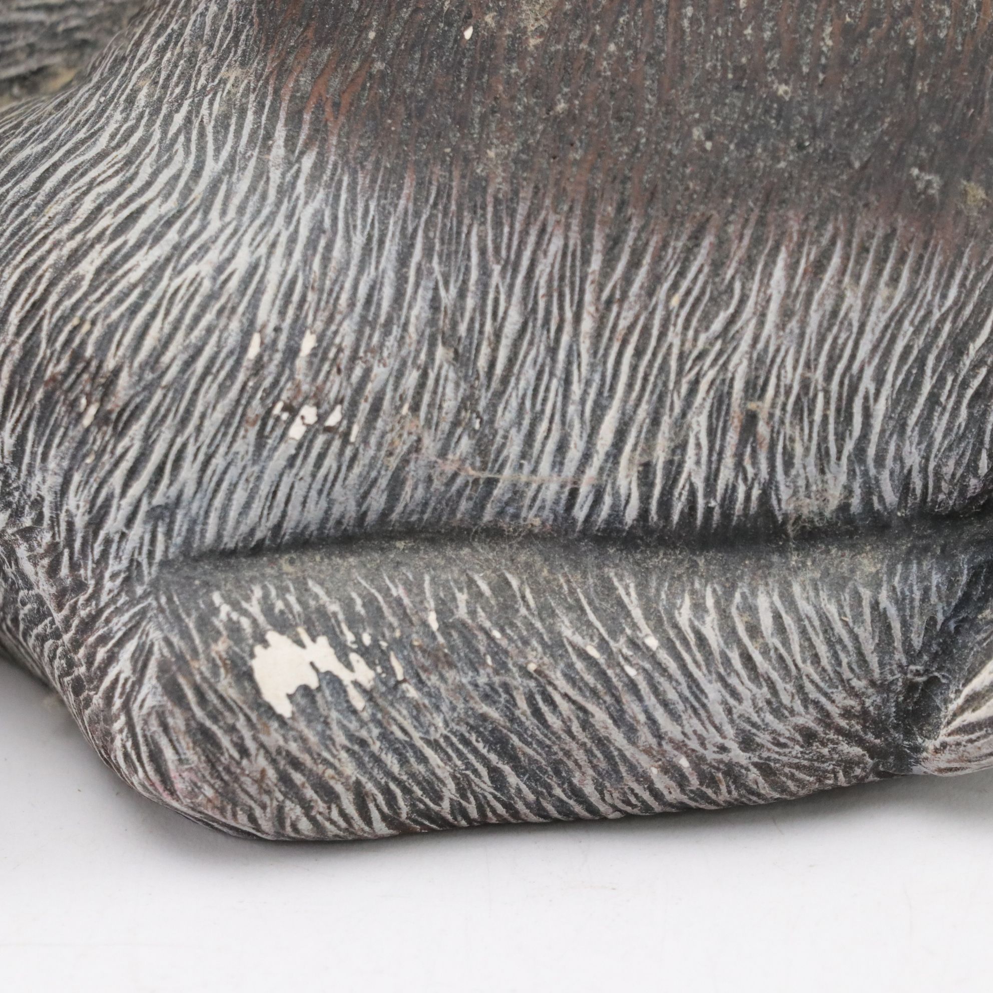 Universal Statuary "White Kitten with Yarn" with Puppies in Composite Figurines