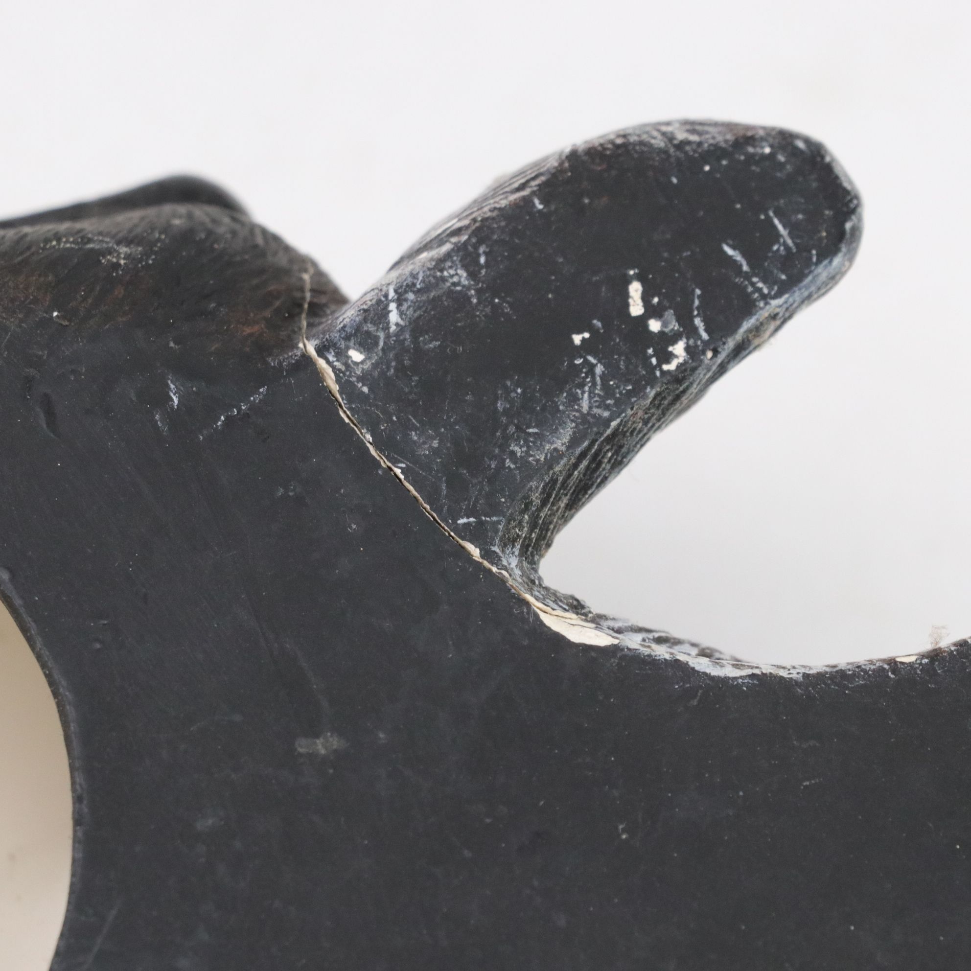 Universal Statuary "White Kitten with Yarn" with Puppies in Composite Figurines