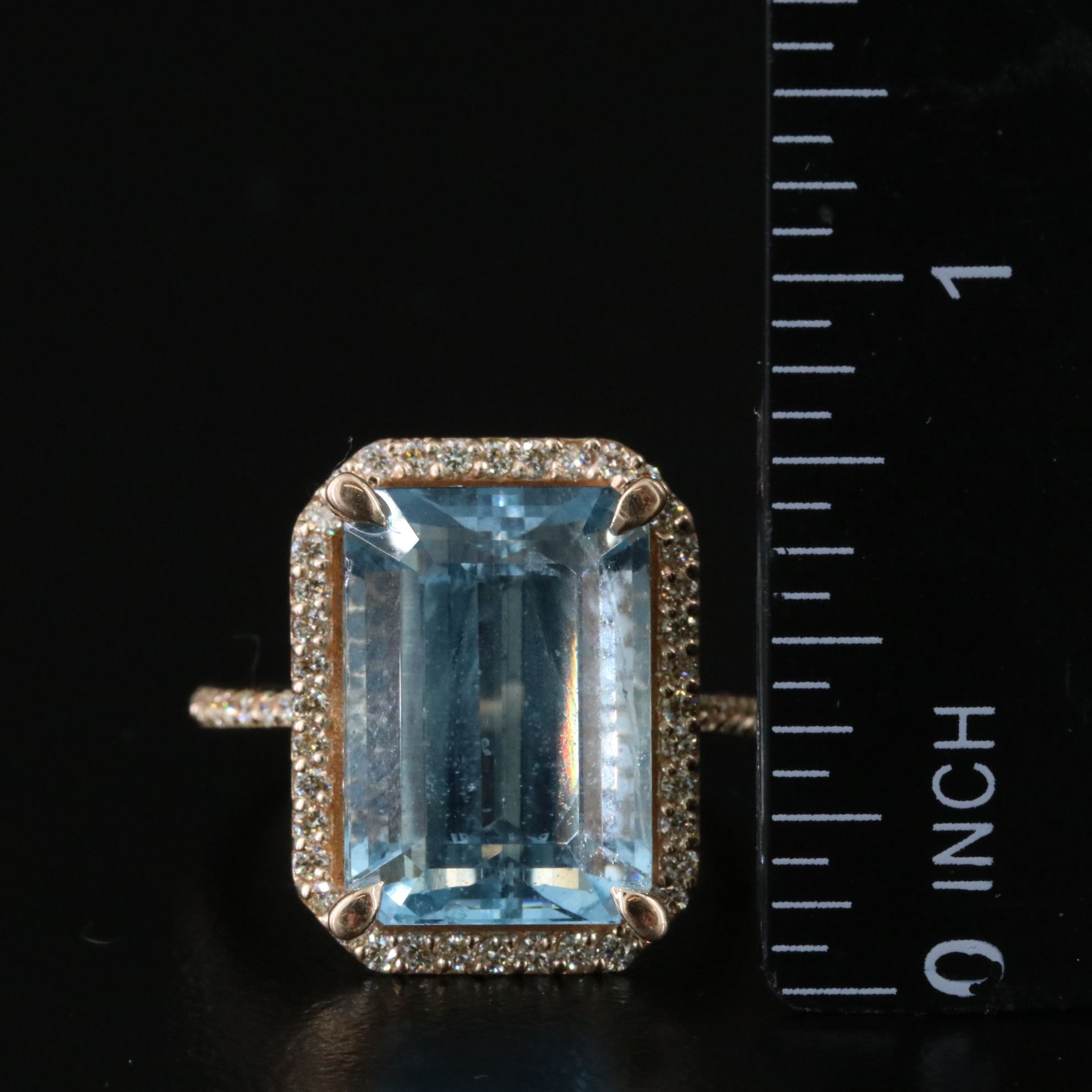 14K 11.57 CT Aquamarine and Diamond Ring