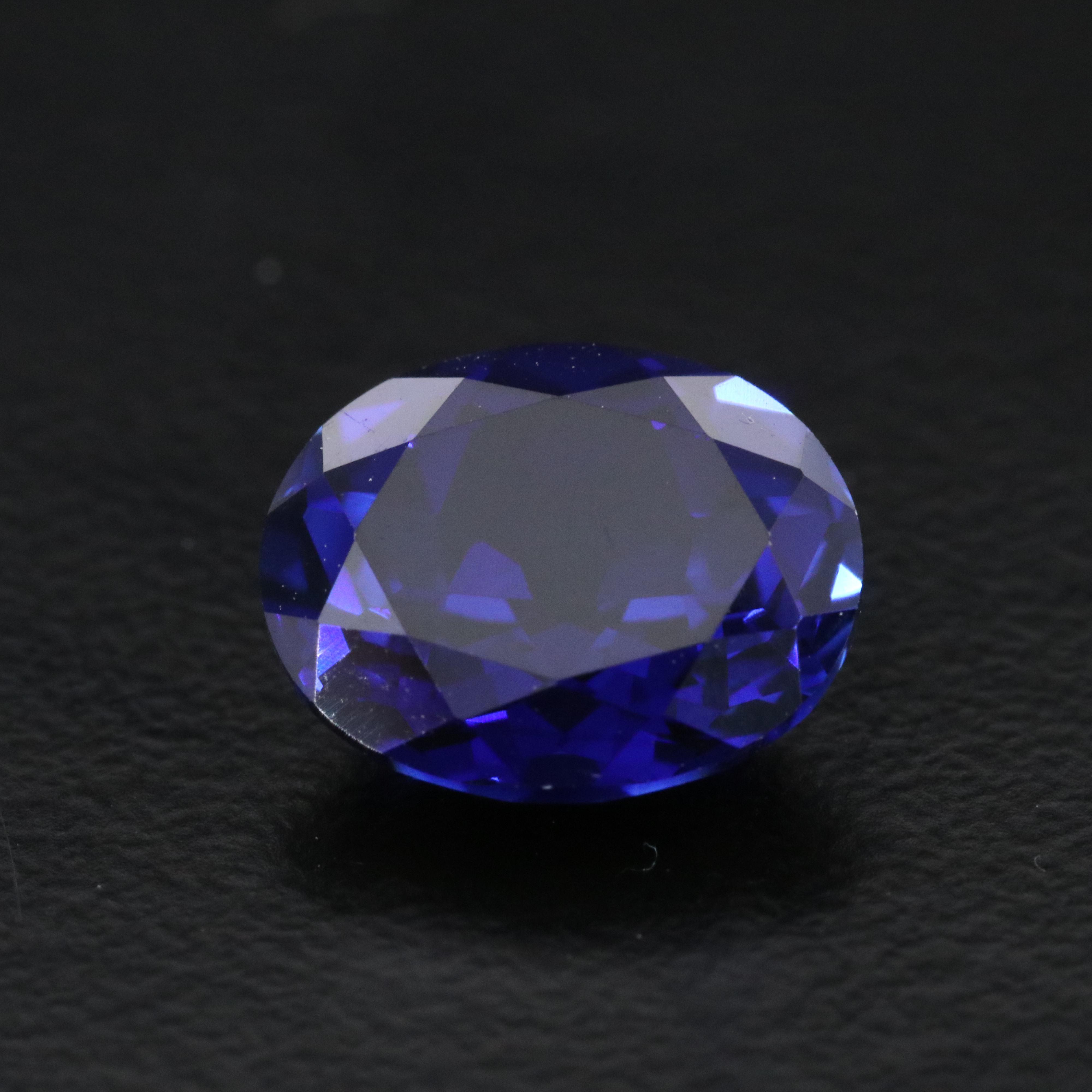 Loose 4.87 CT Lab Grown Sapphire