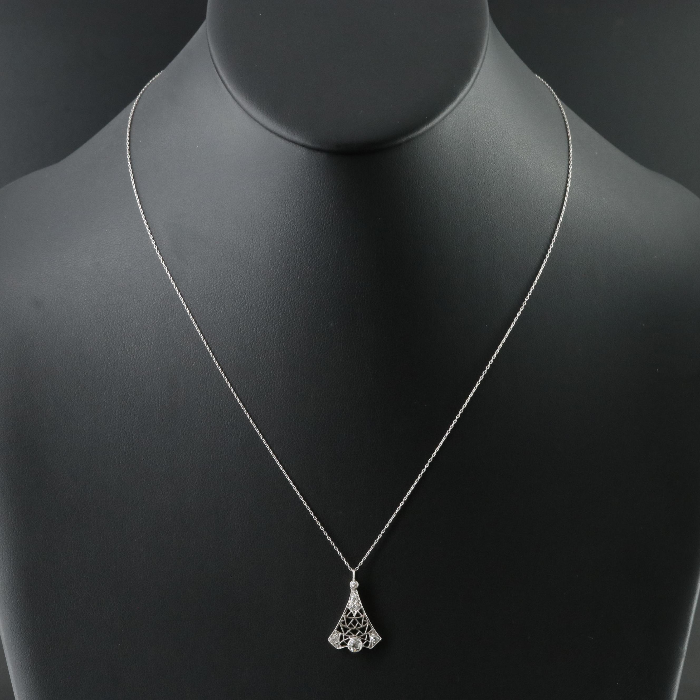 Art Deco Platinum 0.27 CTW Diamond Pendant Necklace