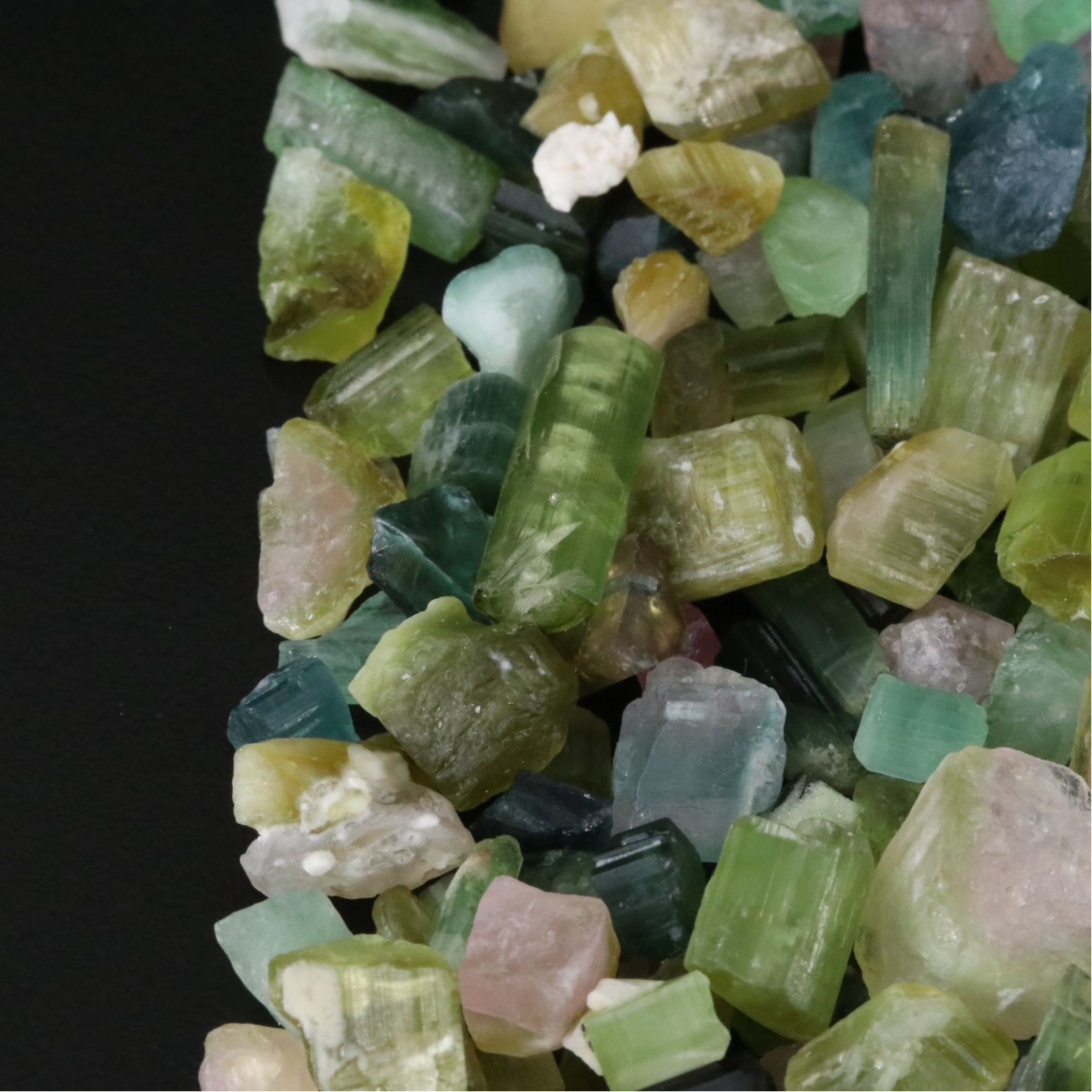 Loose 586.00 CTW Rough Tourmaline Lot