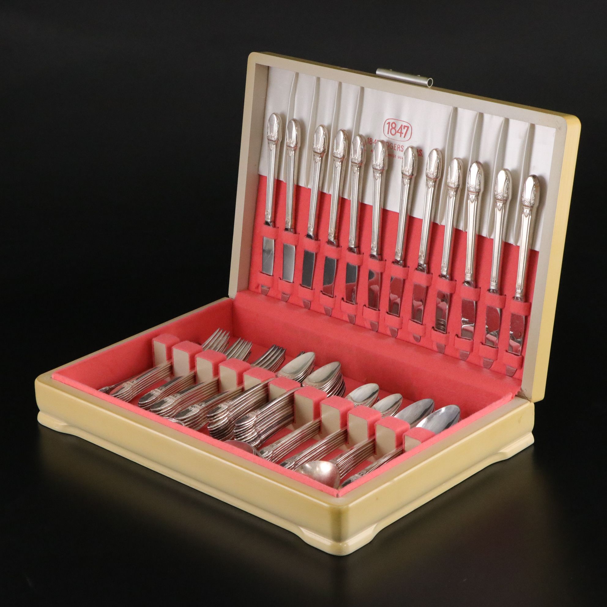 Rogers Bros. "First Love" Silver Plate Flatware Set with Case