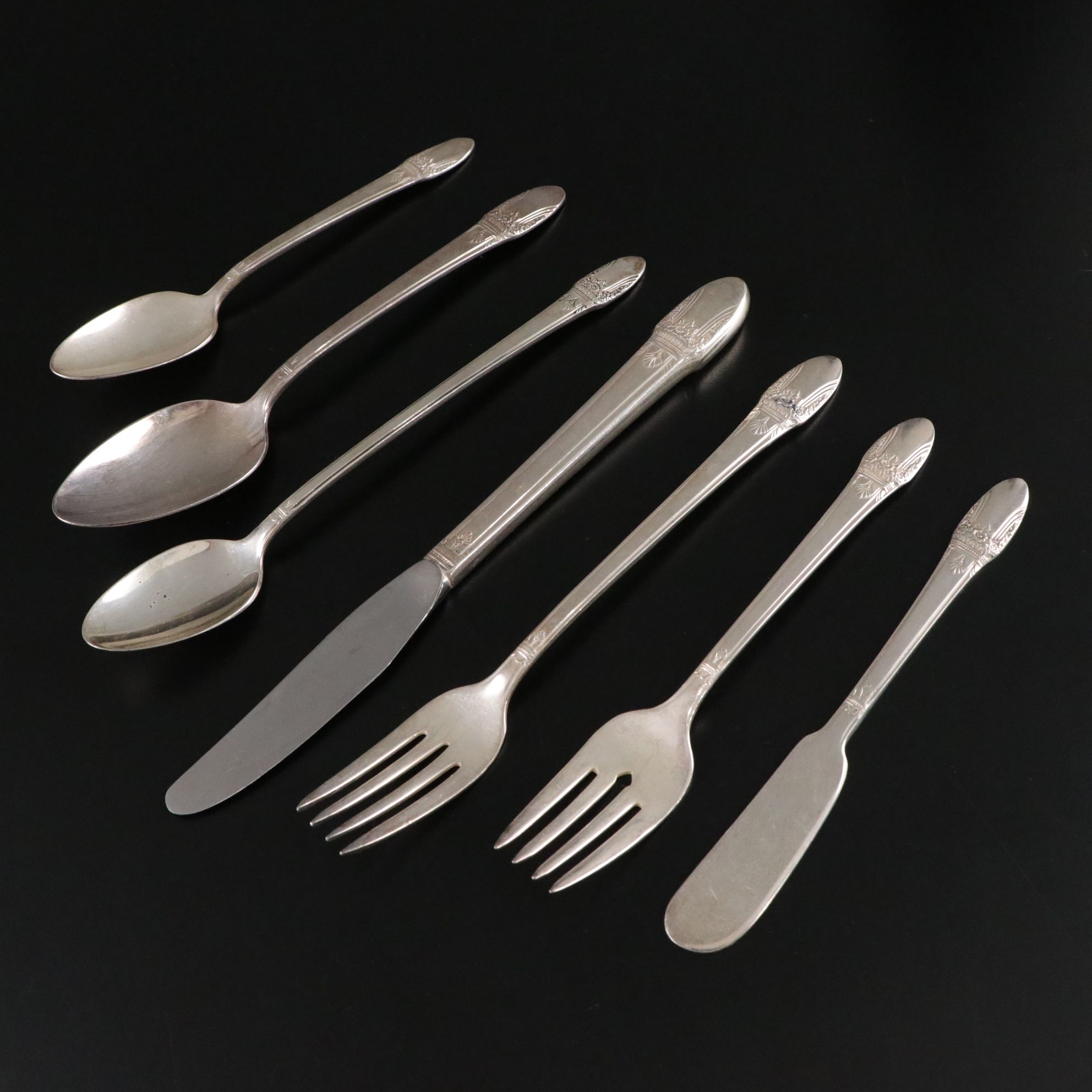 Rogers Bros. "First Love" Silver Plate Flatware Set with Case