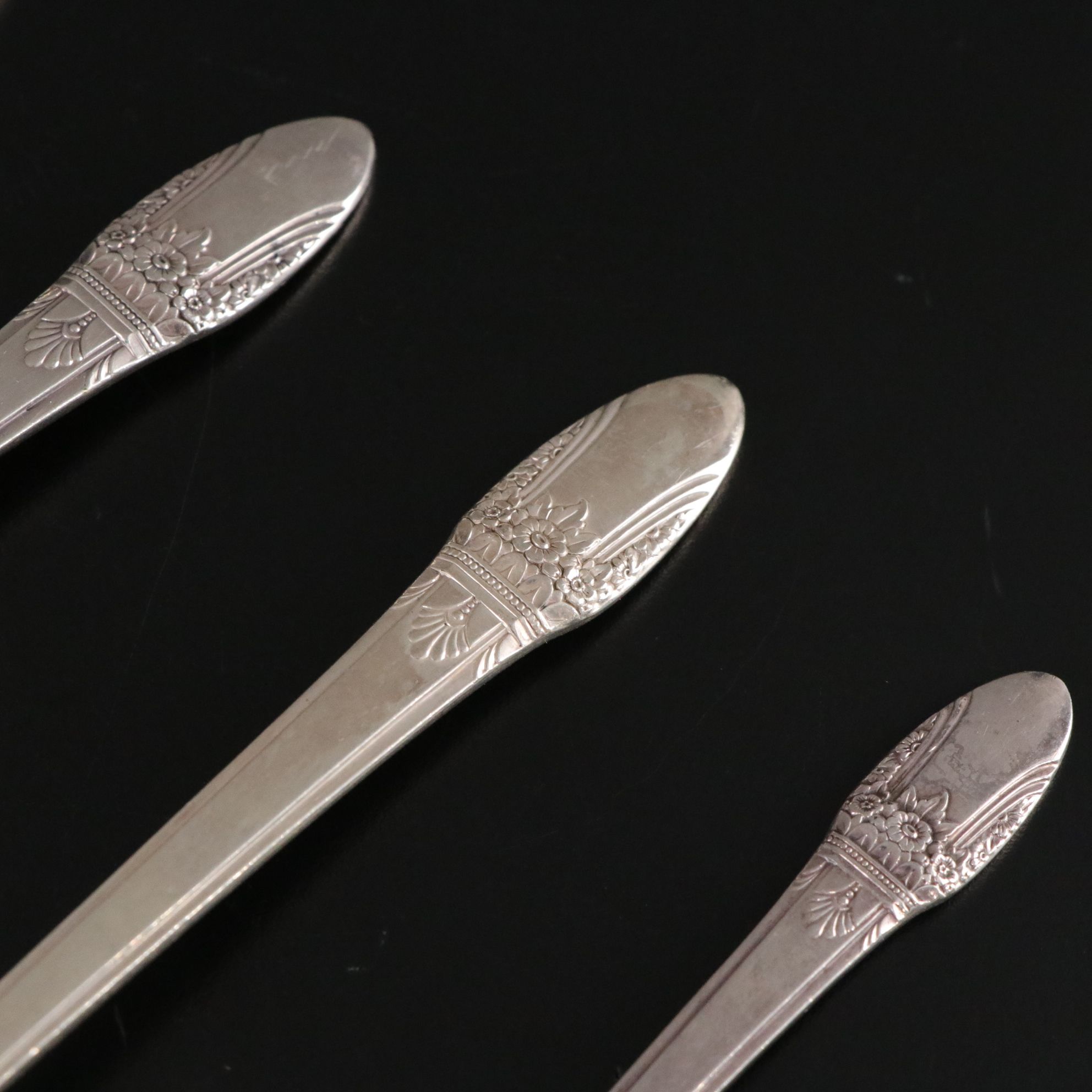 Rogers Bros. "First Love" Silver Plate Flatware Set with Case