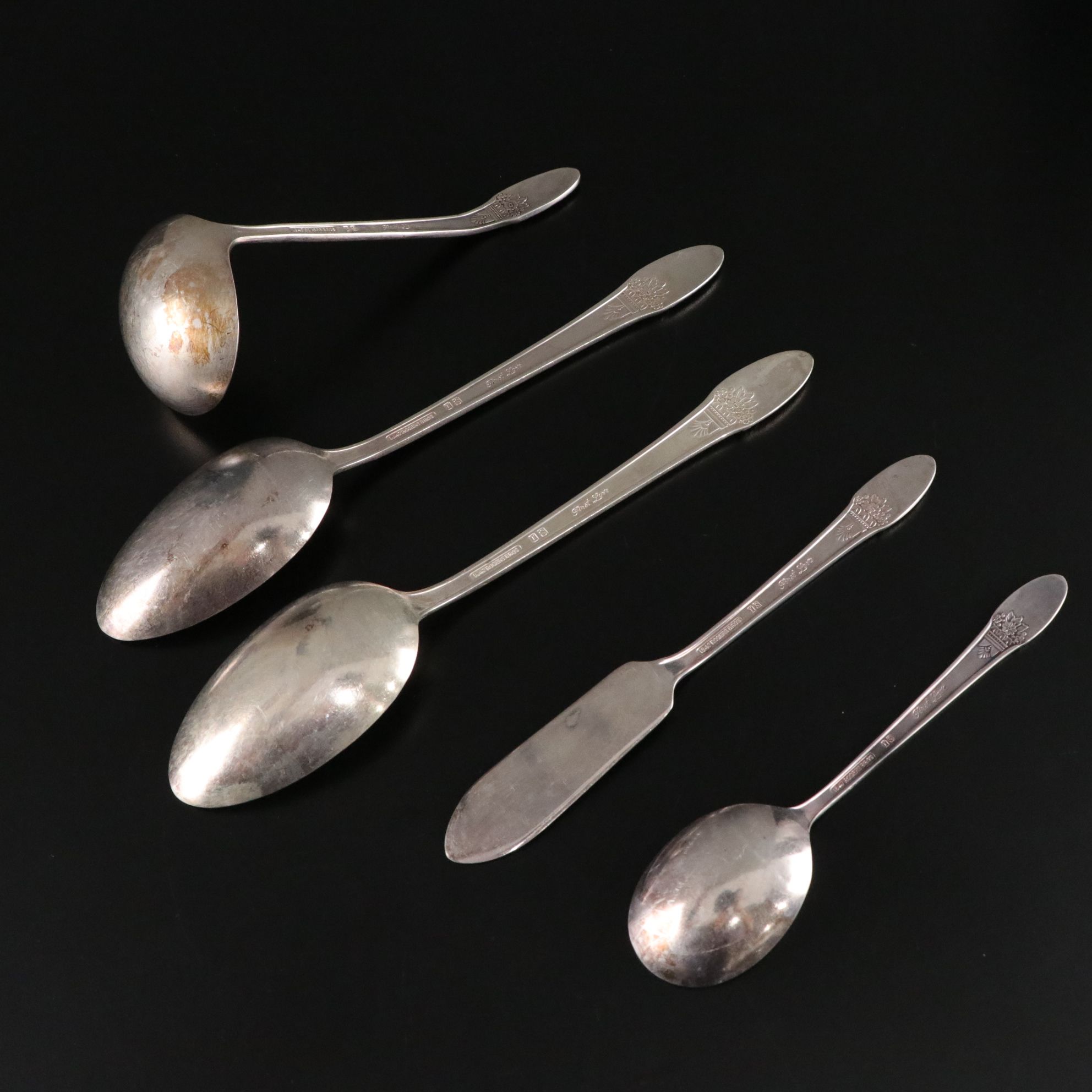 Rogers Bros. "First Love" Silver Plate Flatware Set with Case