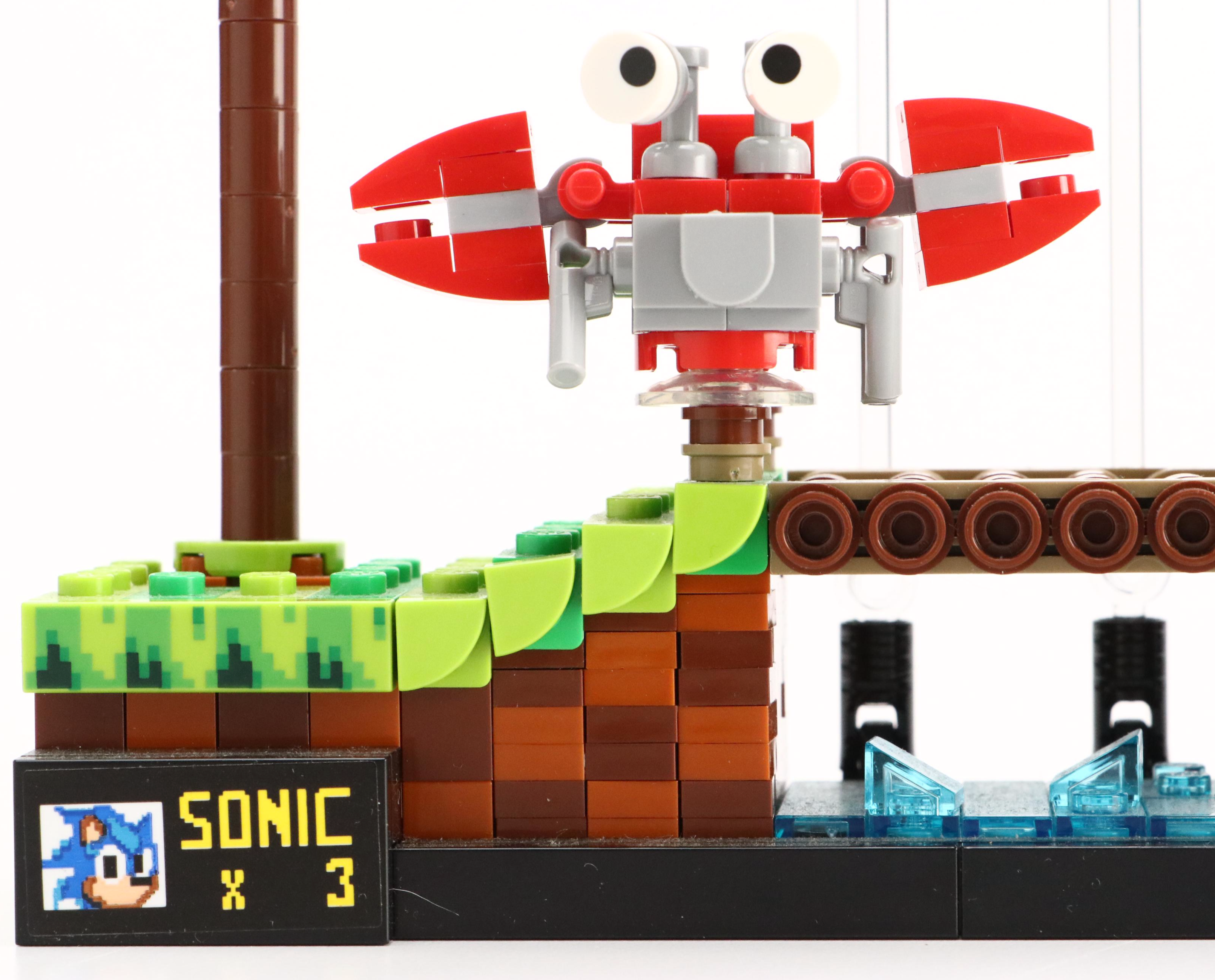 LEGO Sonic Green Hill Zone with MEGA Poké Ball Building Block Toys
