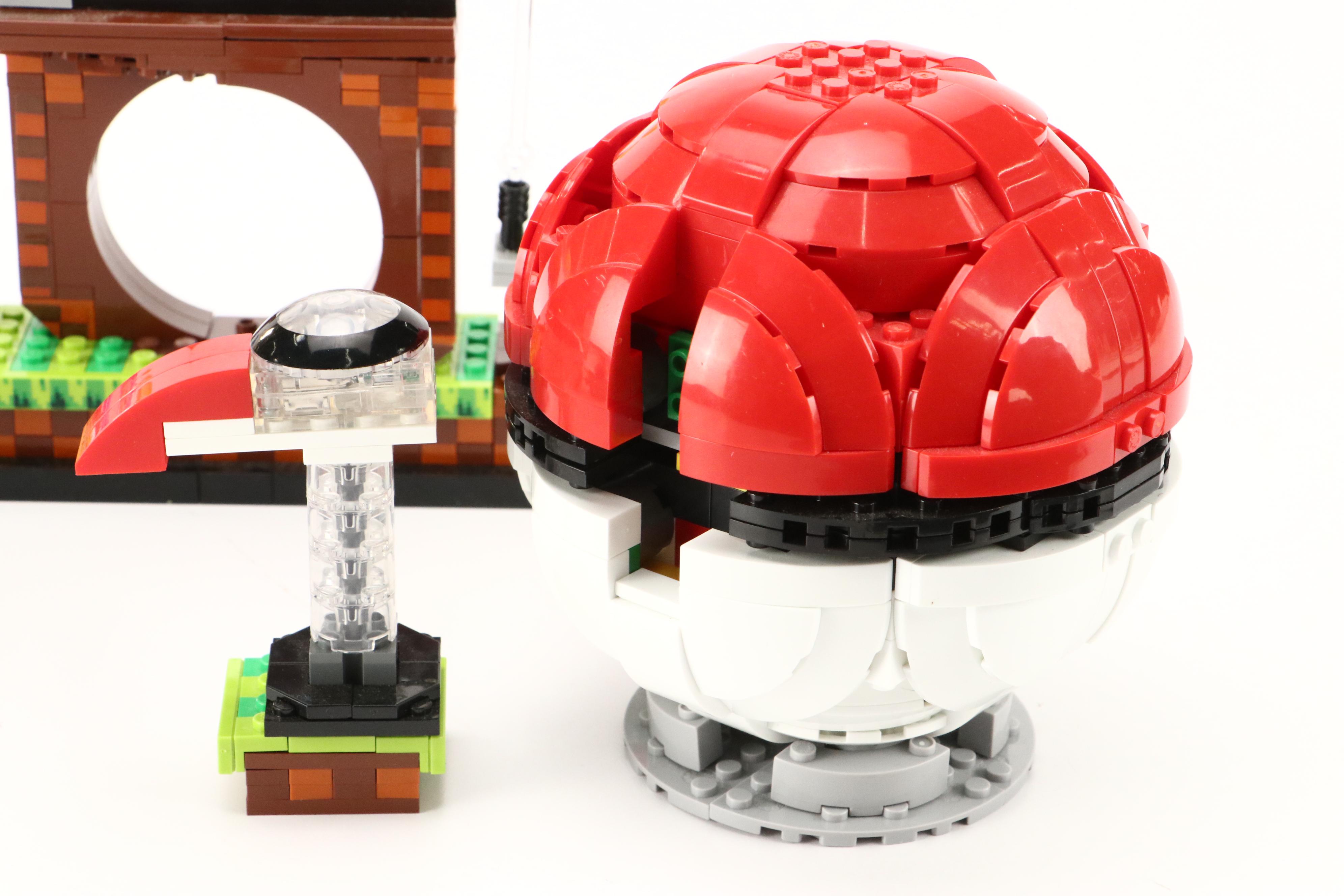 LEGO Sonic Green Hill Zone with MEGA Poké Ball Building Block Toys