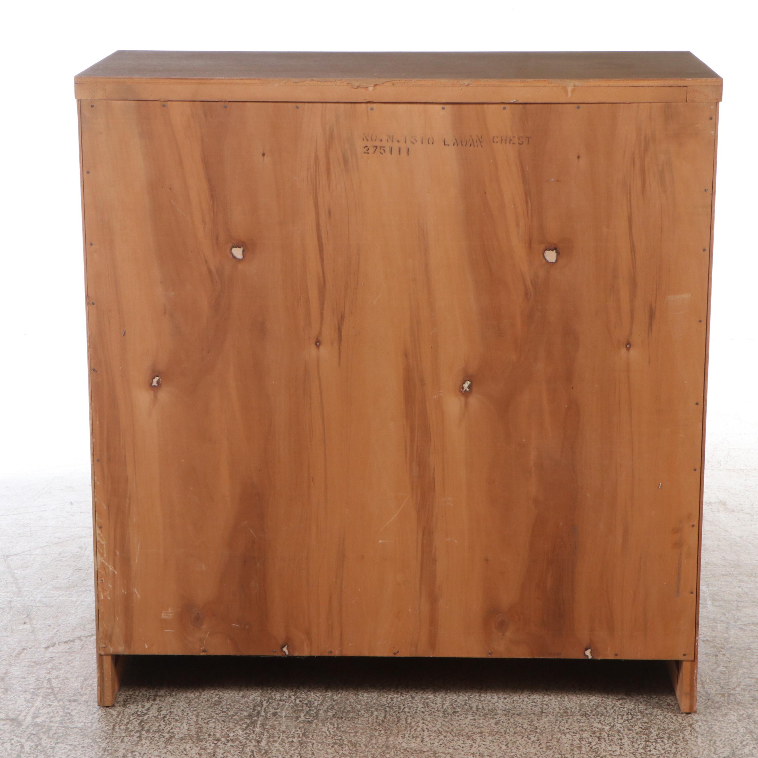 Mid Century Modern Maple Finish Chest of Drawers, Mid to Late 20th Century