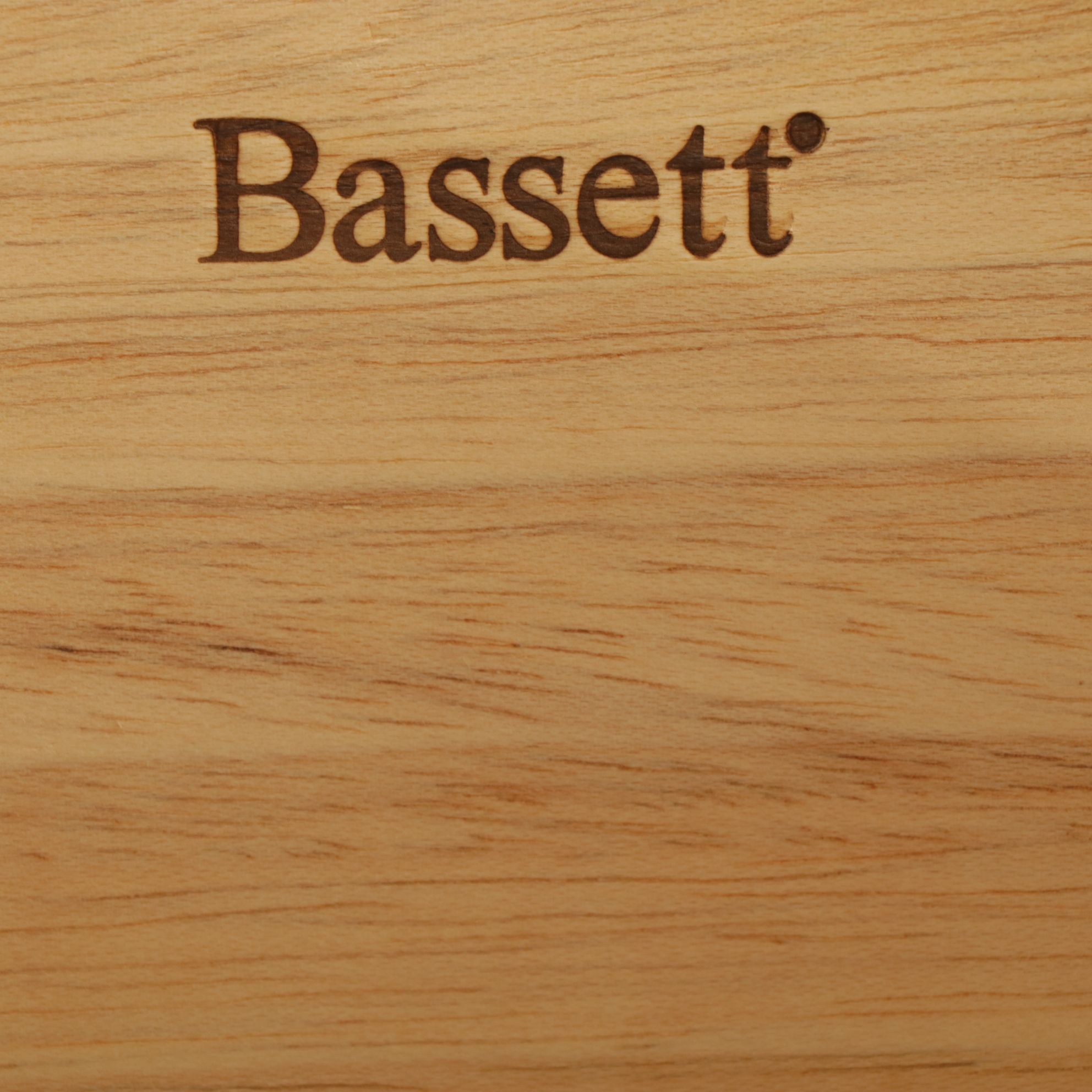 Bassett Furniture Chest of Drawers