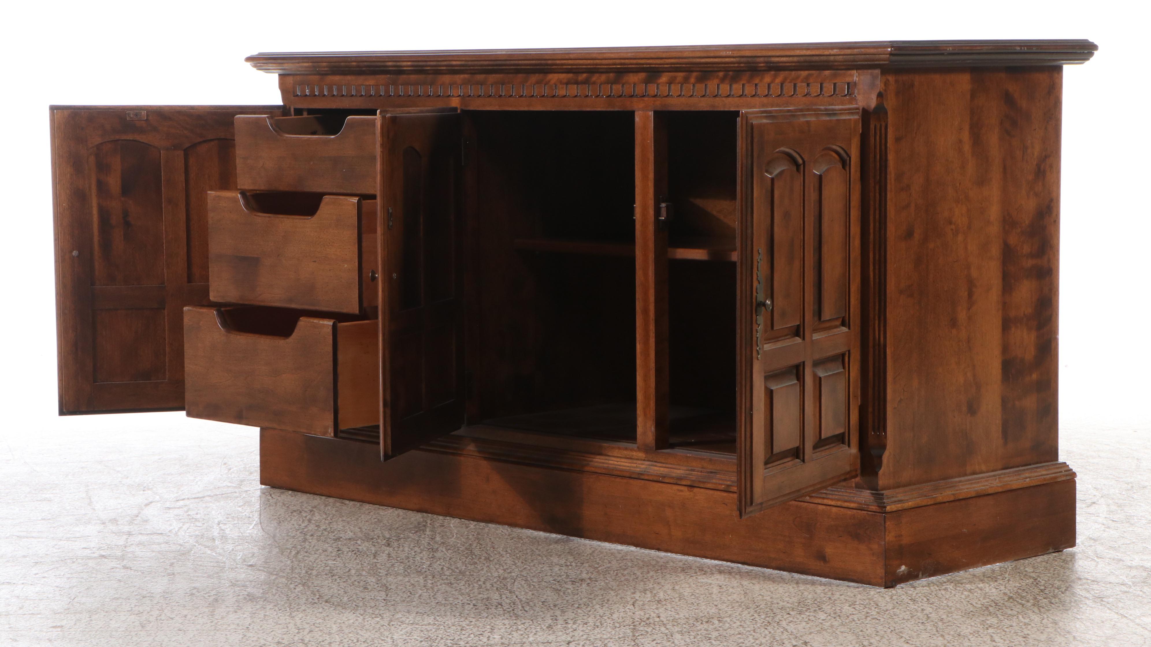 Ethan Allen Federal Style Mahogany China Cabinet