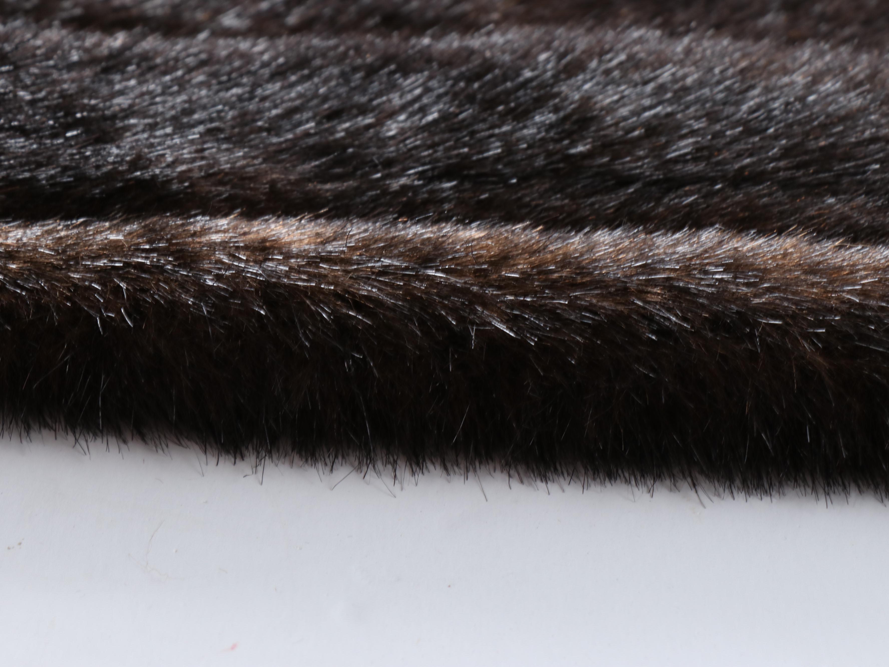 Donna Salyers' Fabulous-Furs Faux Fur Throw Blanket