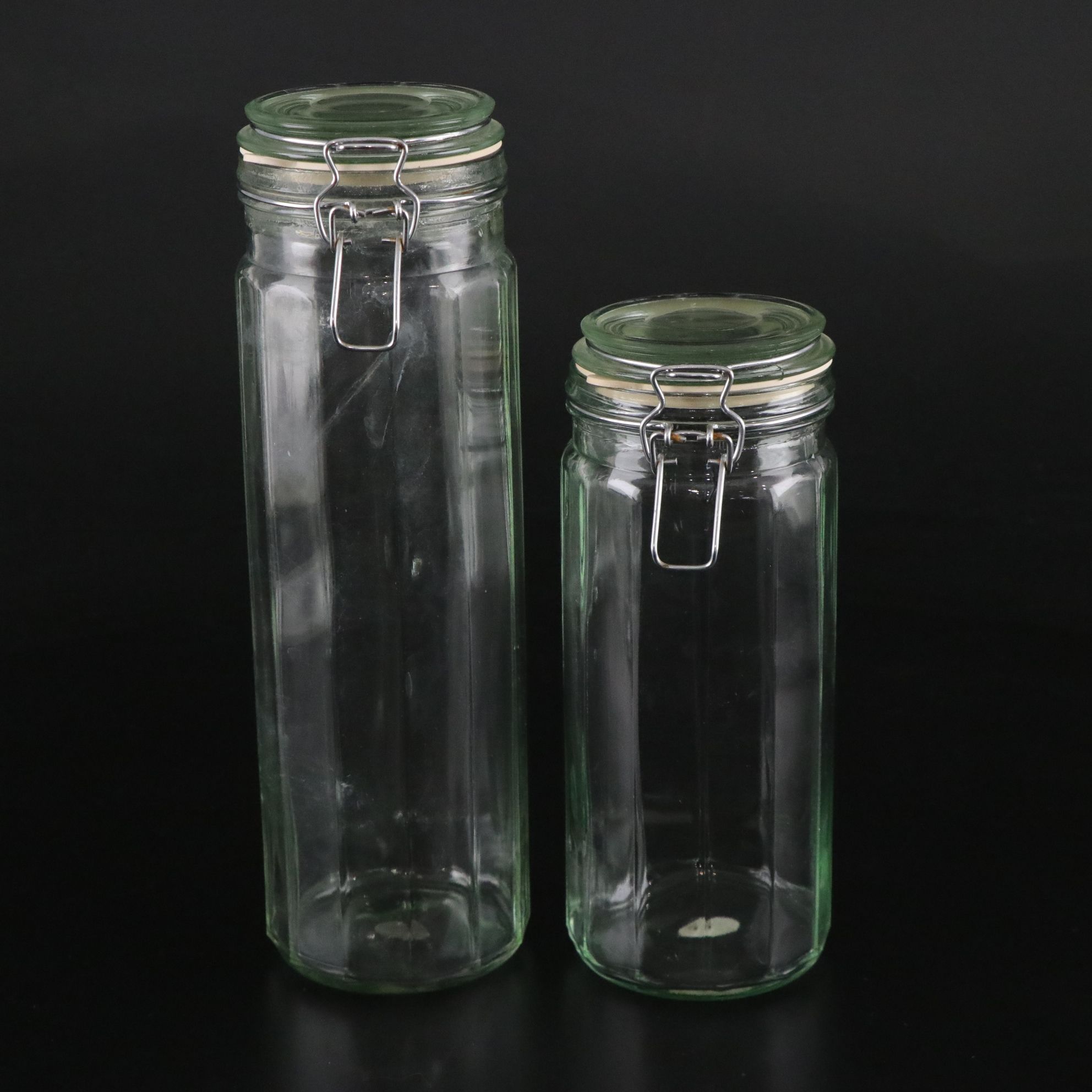 Pyrex Mixing Bowl and Pie Dish with Glass Kitchen Jars