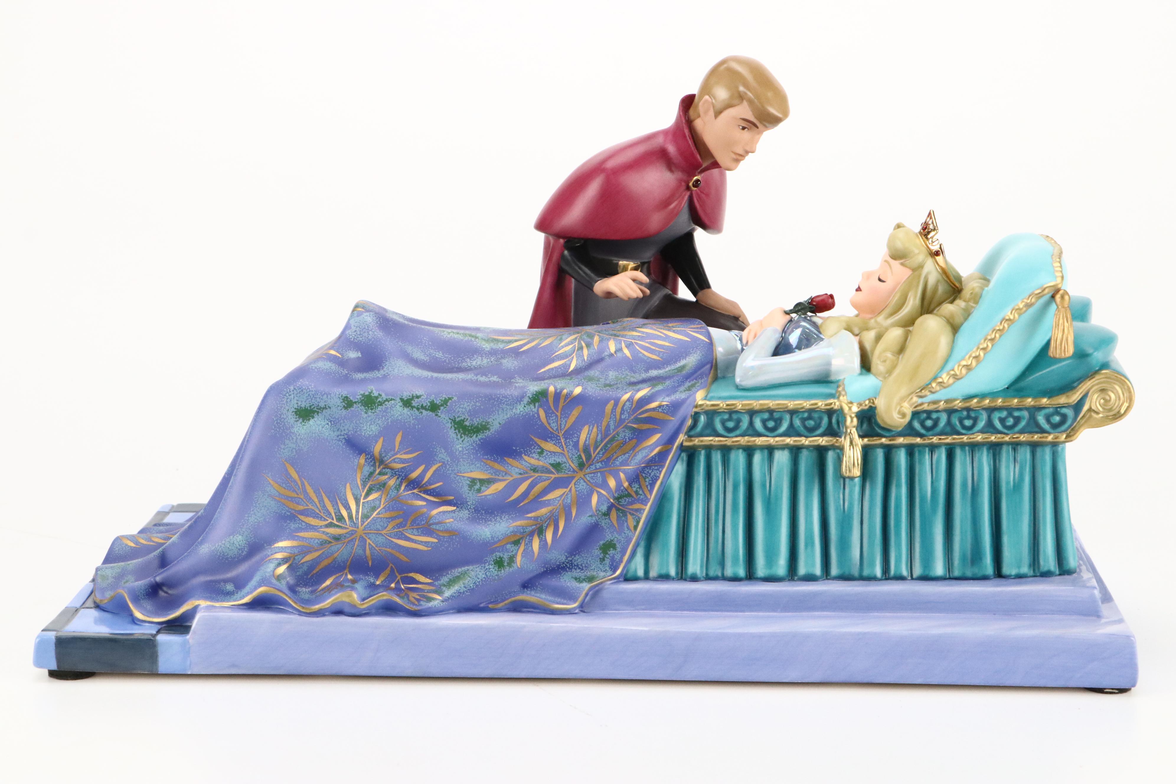 Walt Disney Classics Collection "Love's First Kiss" Figural Scene