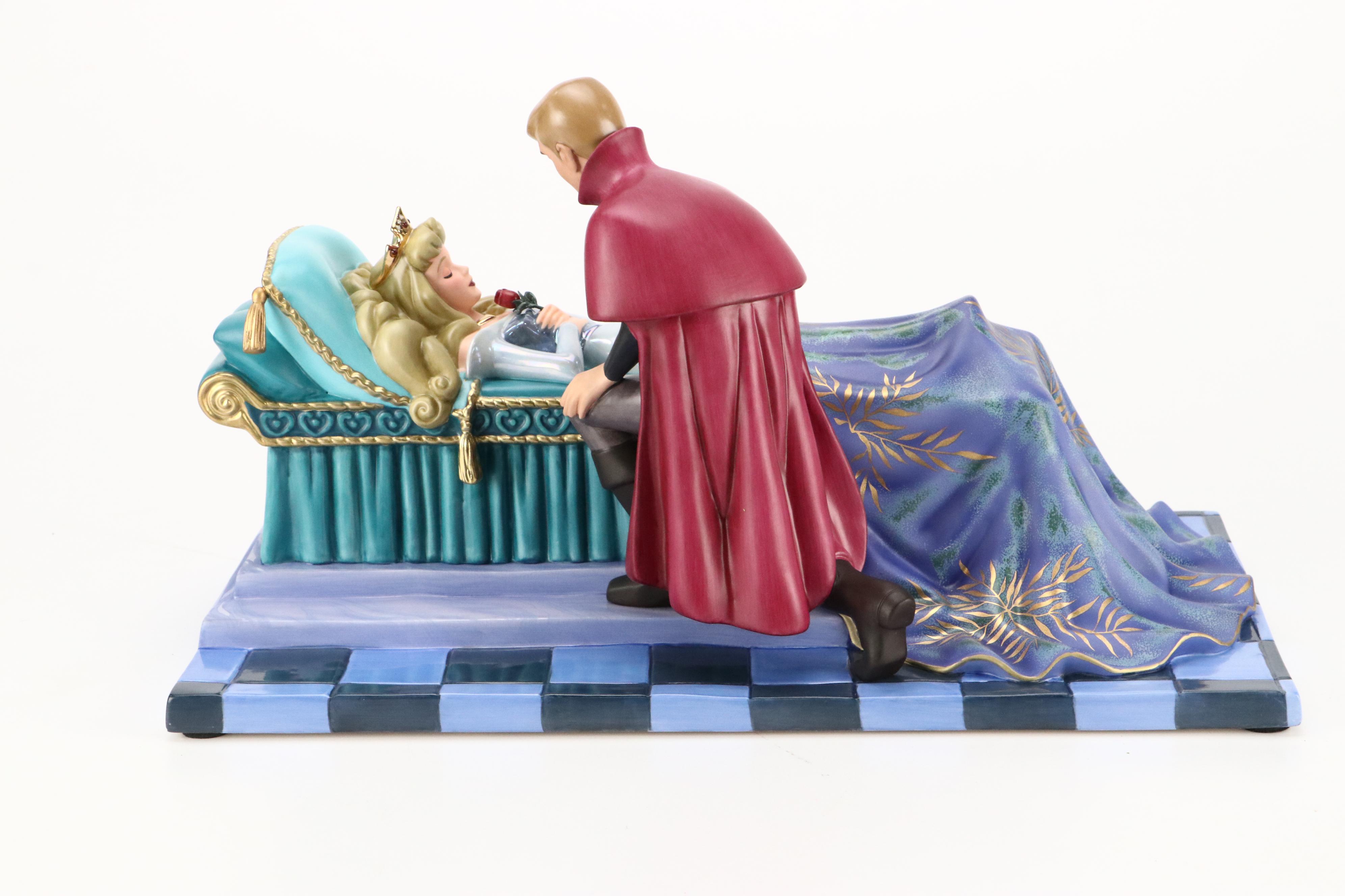 Walt Disney Classics Collection "Love's First Kiss" Figural Scene