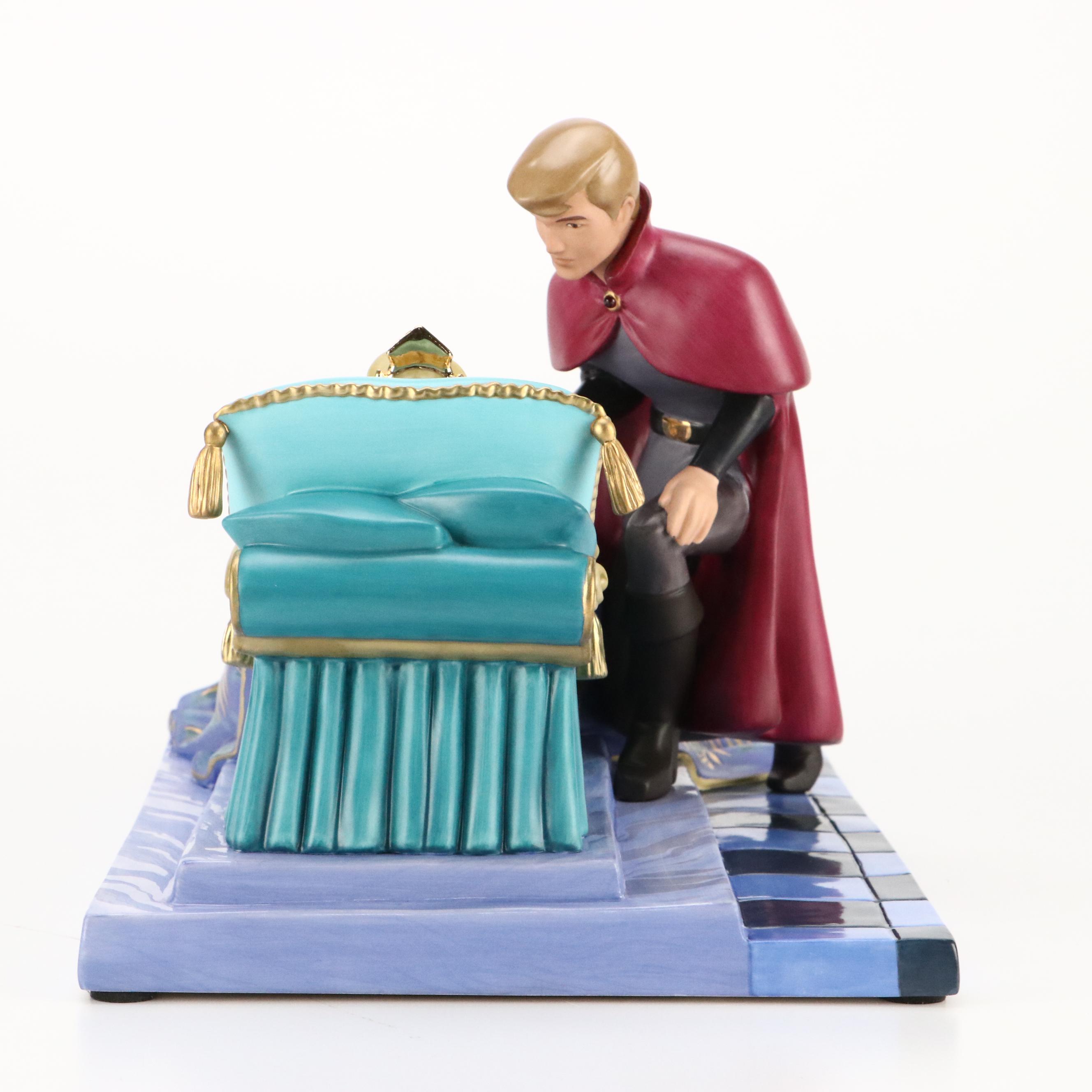 Walt Disney Classics Collection "Love's First Kiss" Figural Scene