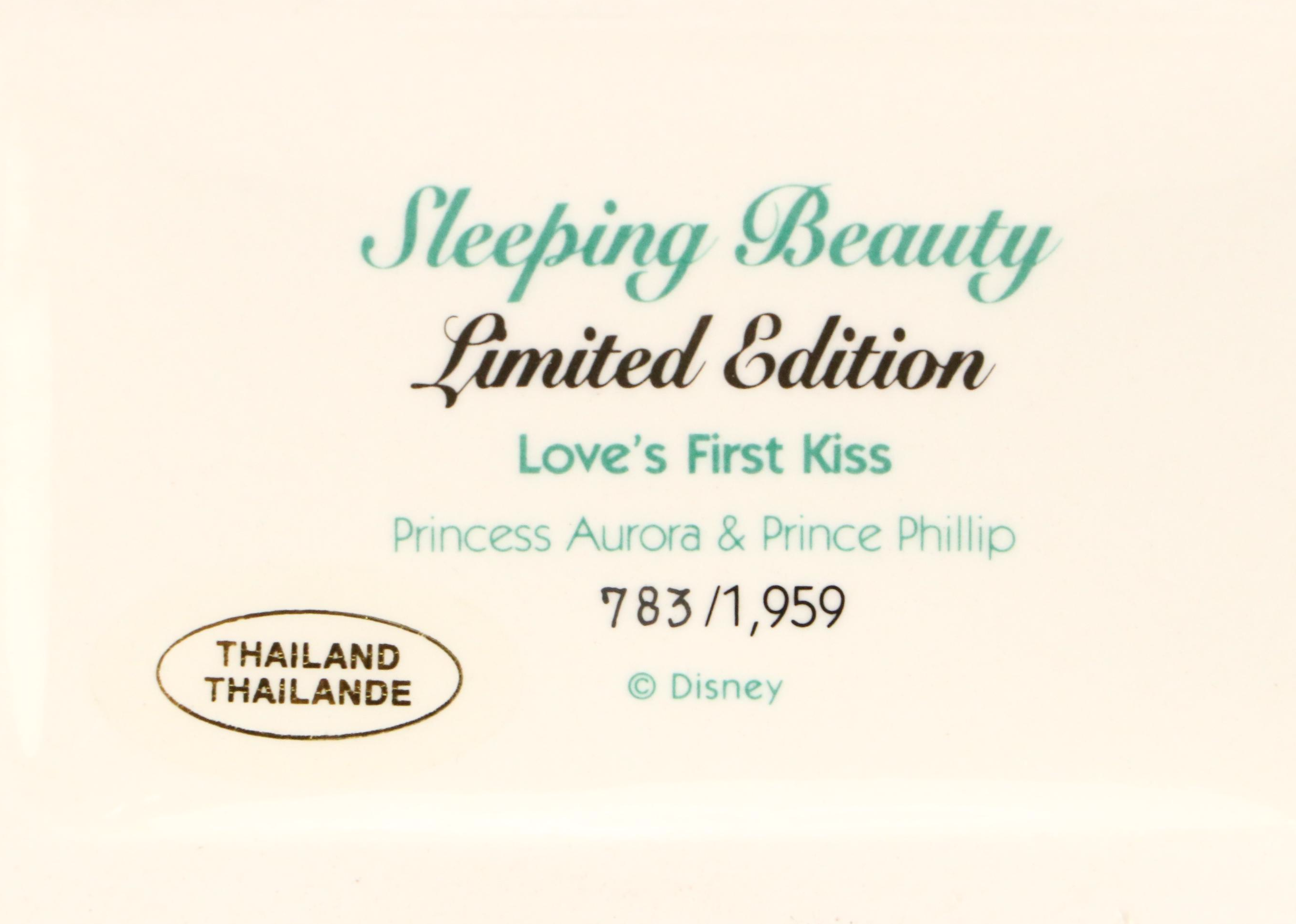 Walt Disney Classics Collection "Love's First Kiss" Figural Scene