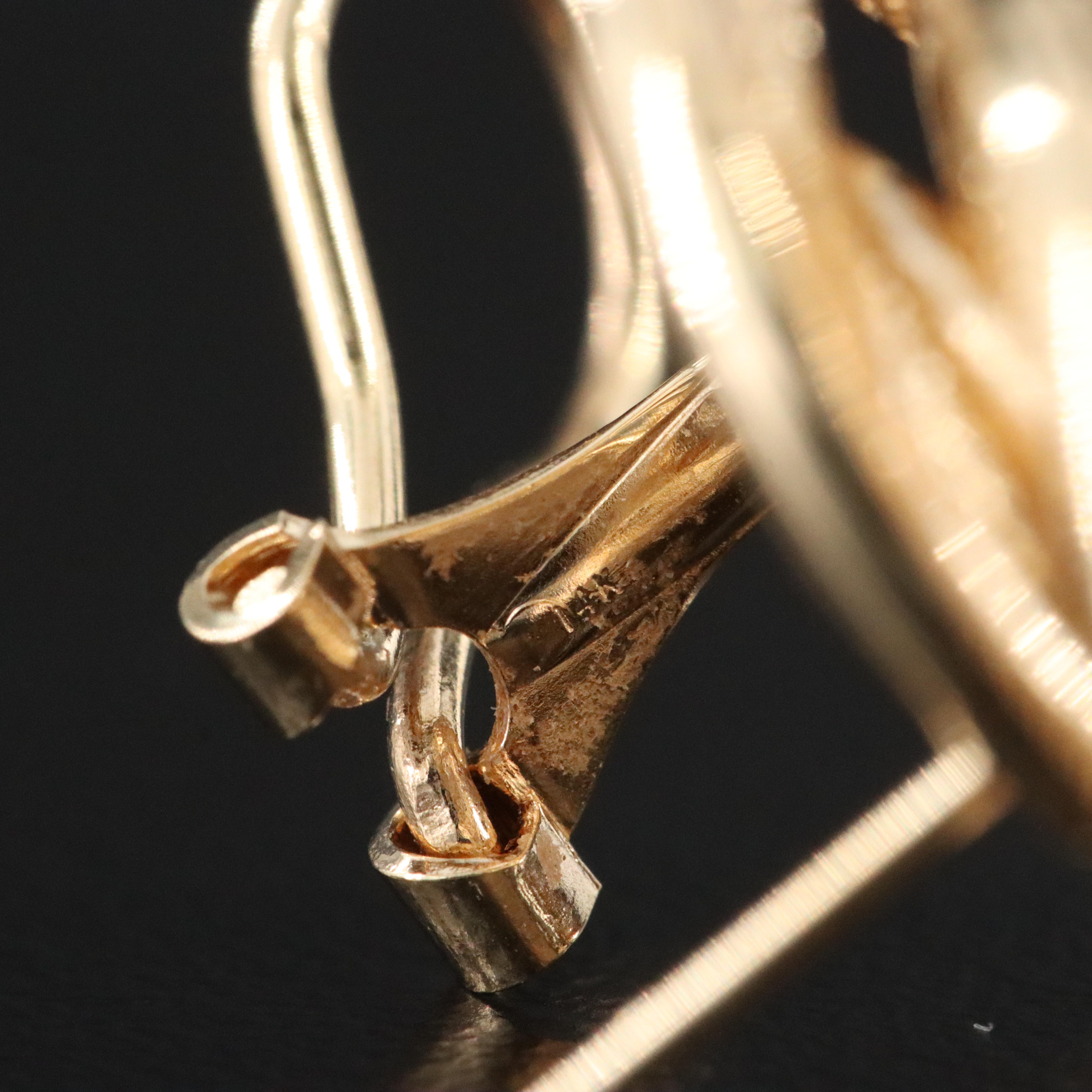 14K Interlocking Circle Earrings