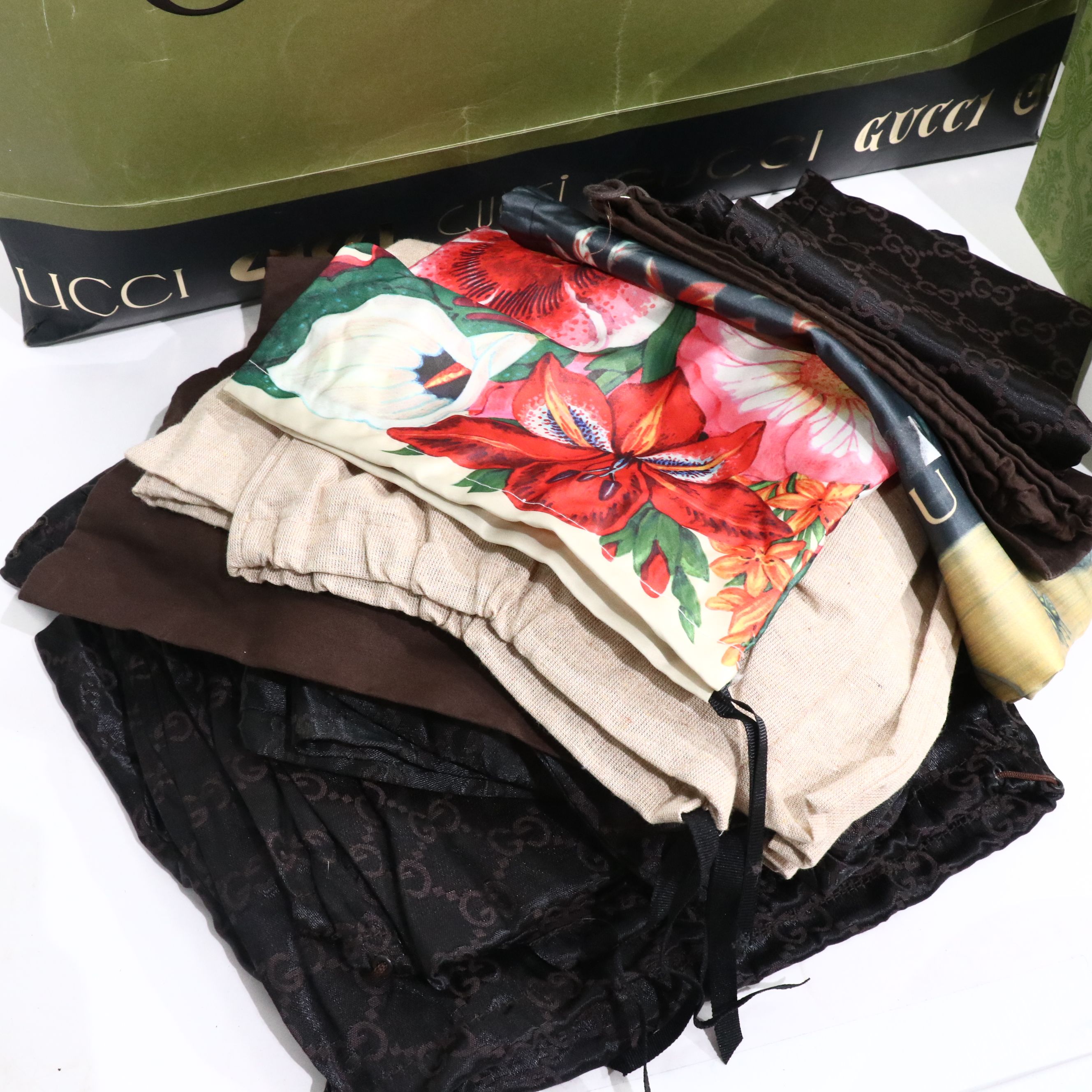 Gucci Retail Gift Boxes, Shopping Bags, and Dust Covers