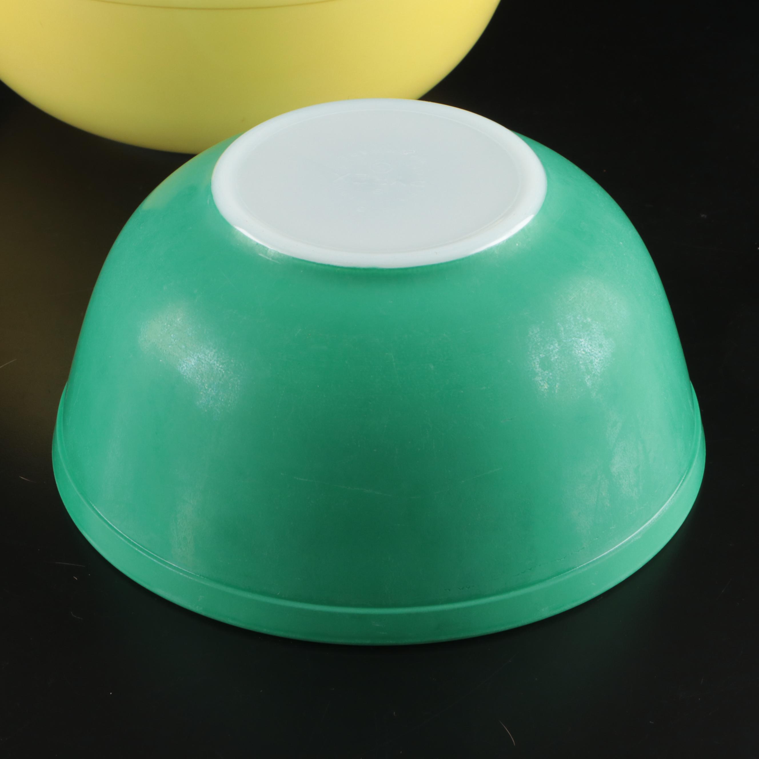 Pyrex Glass and Ceramic "Amish Butterprint" Baking Dishes and Mixing Bowls