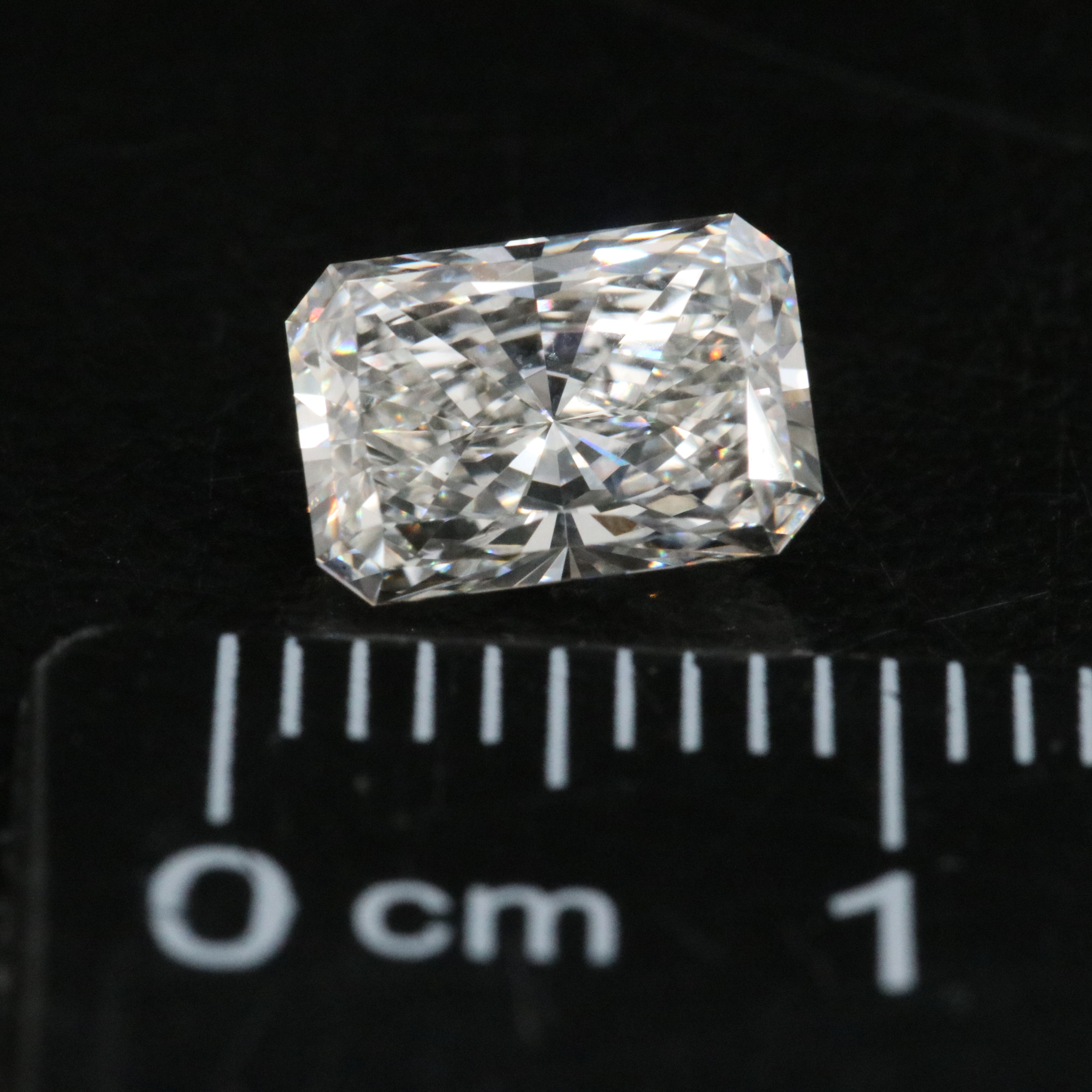 Loose 1.32 CT Lab Grown Diamond with IGI Report