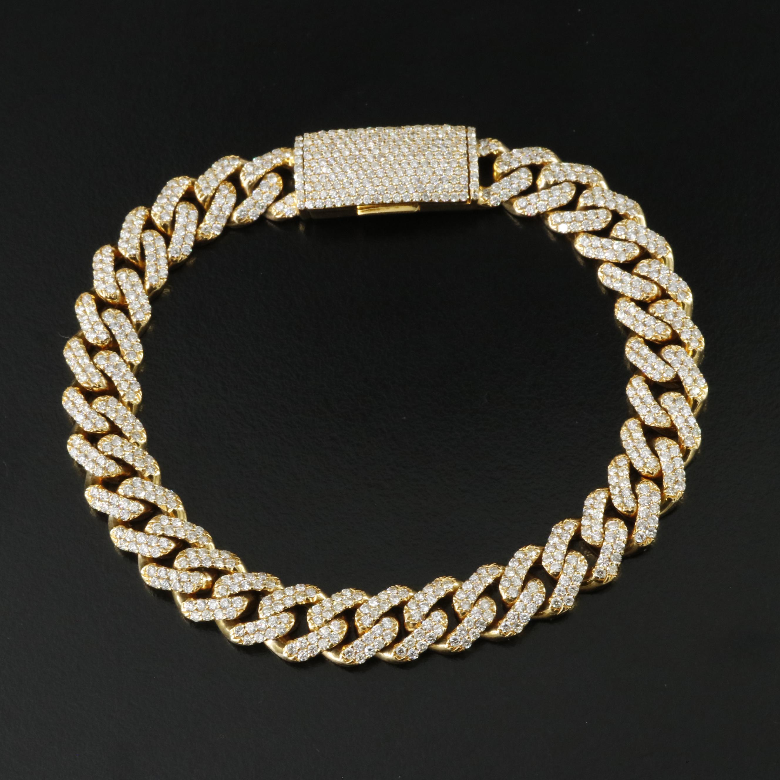10K 7.50 CTW Pavé Diamond Curb Link Bracelet