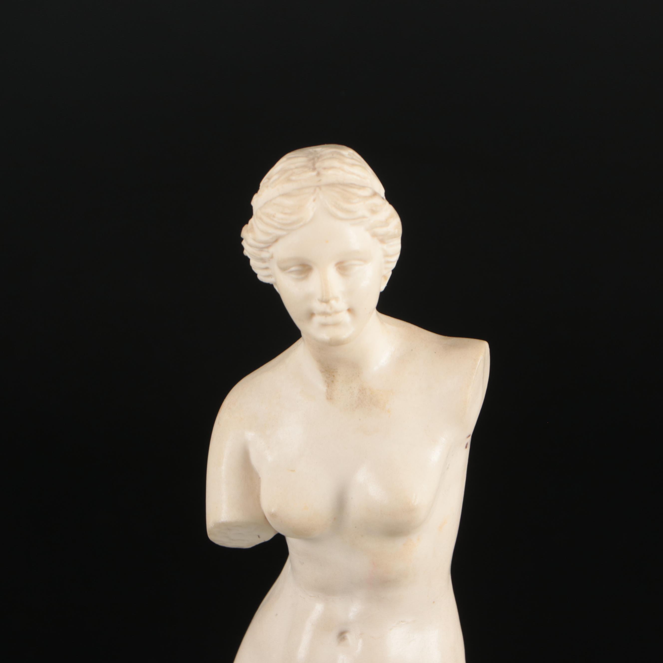 Replica "Venus de Milo" Resin Sculptures with "The Thinker" Resin Sculpture