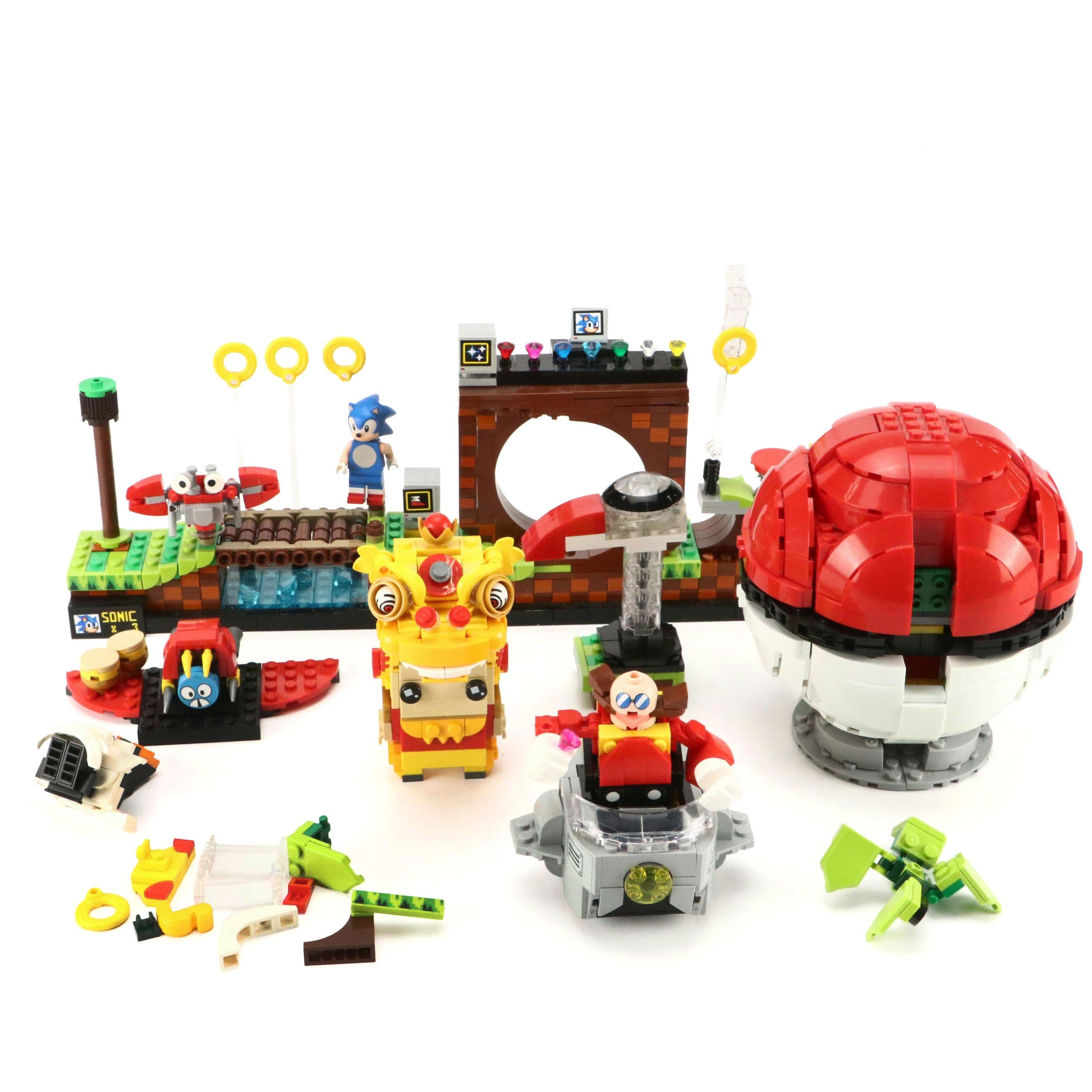LEGO Sonic Green Hill Zone with MEGA Poké Ball Building Block Toys