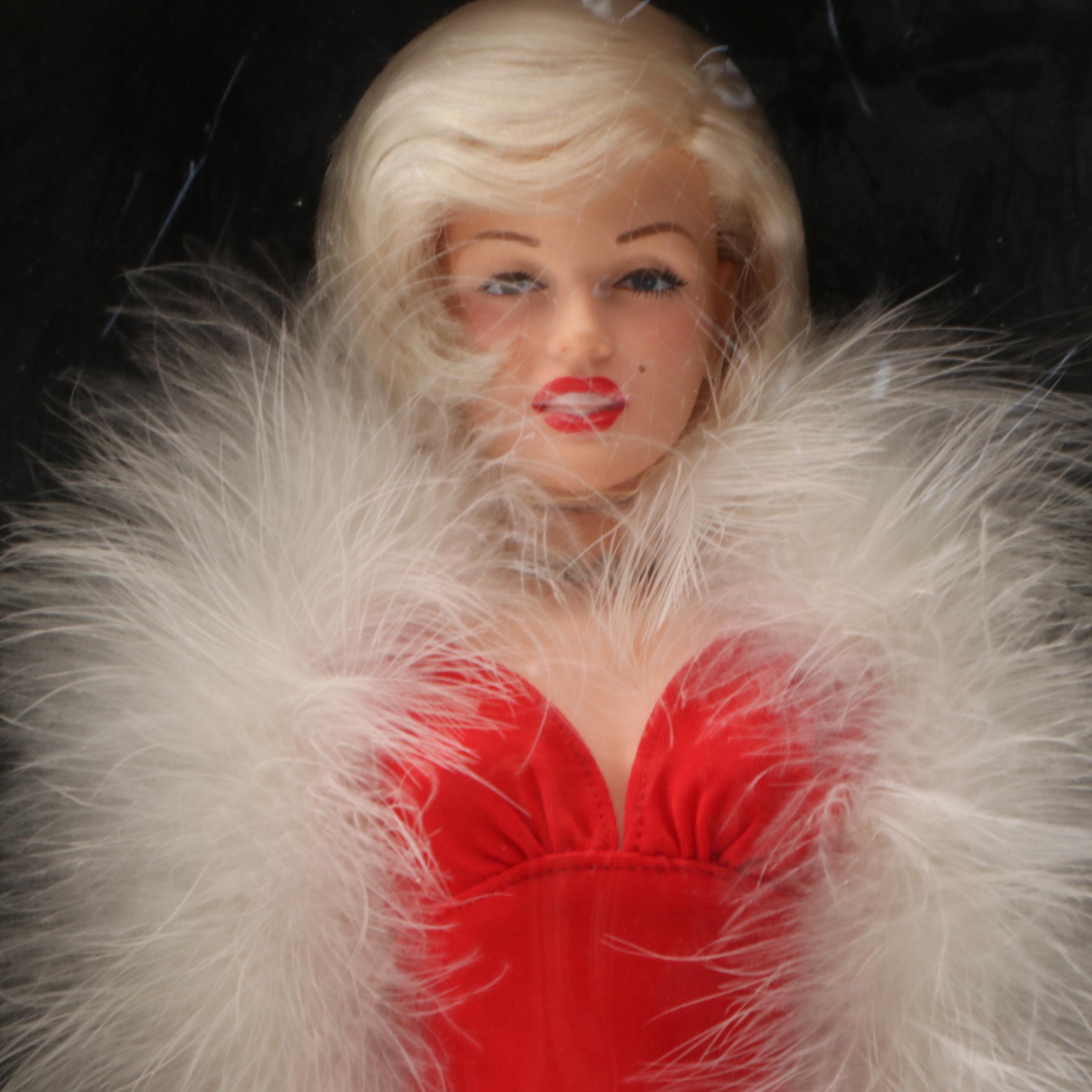 1983 Marilyn Monroe Celebrity Series Doll with Movie Collection Fashion Dolls