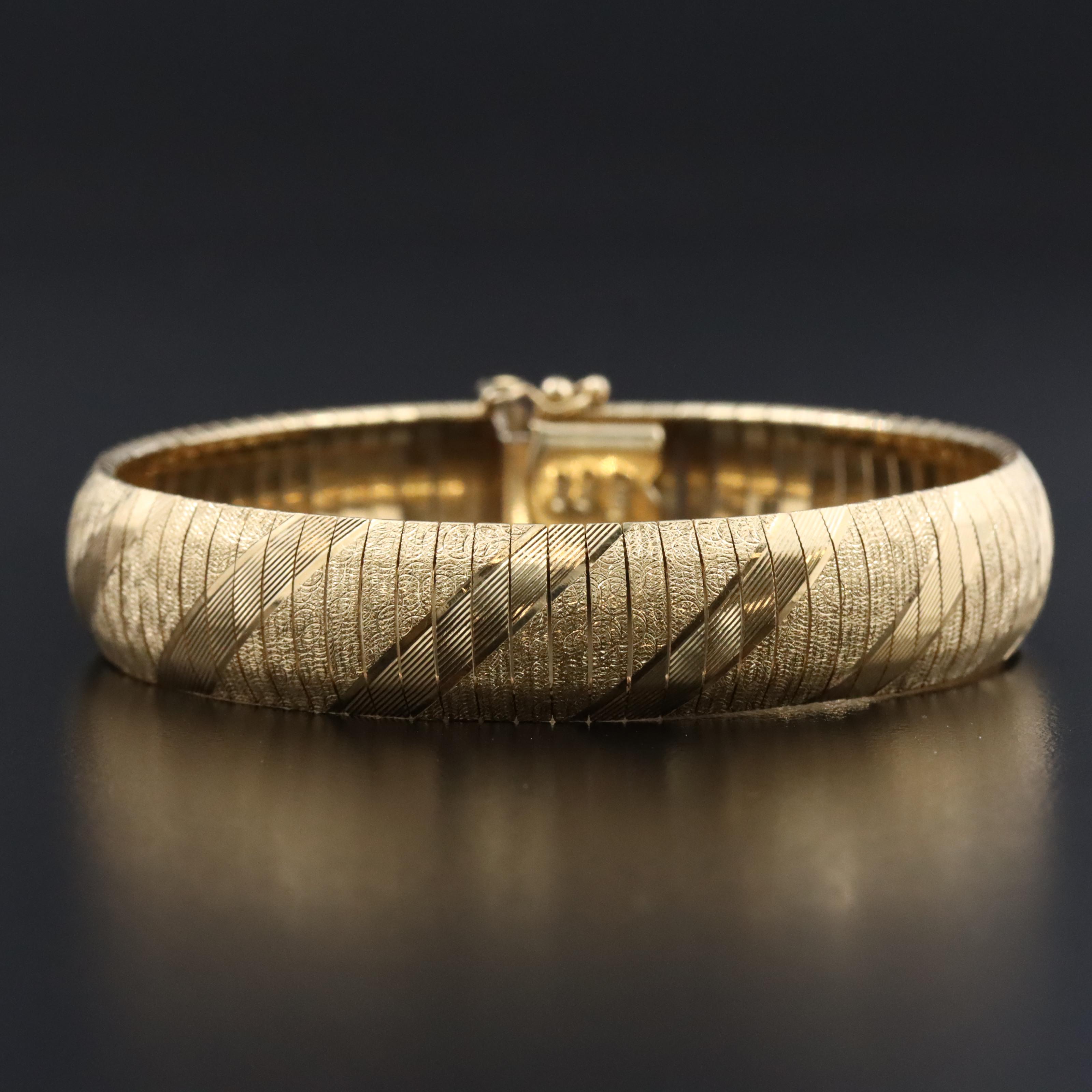 14K Pattered Omega Chain Bracelet