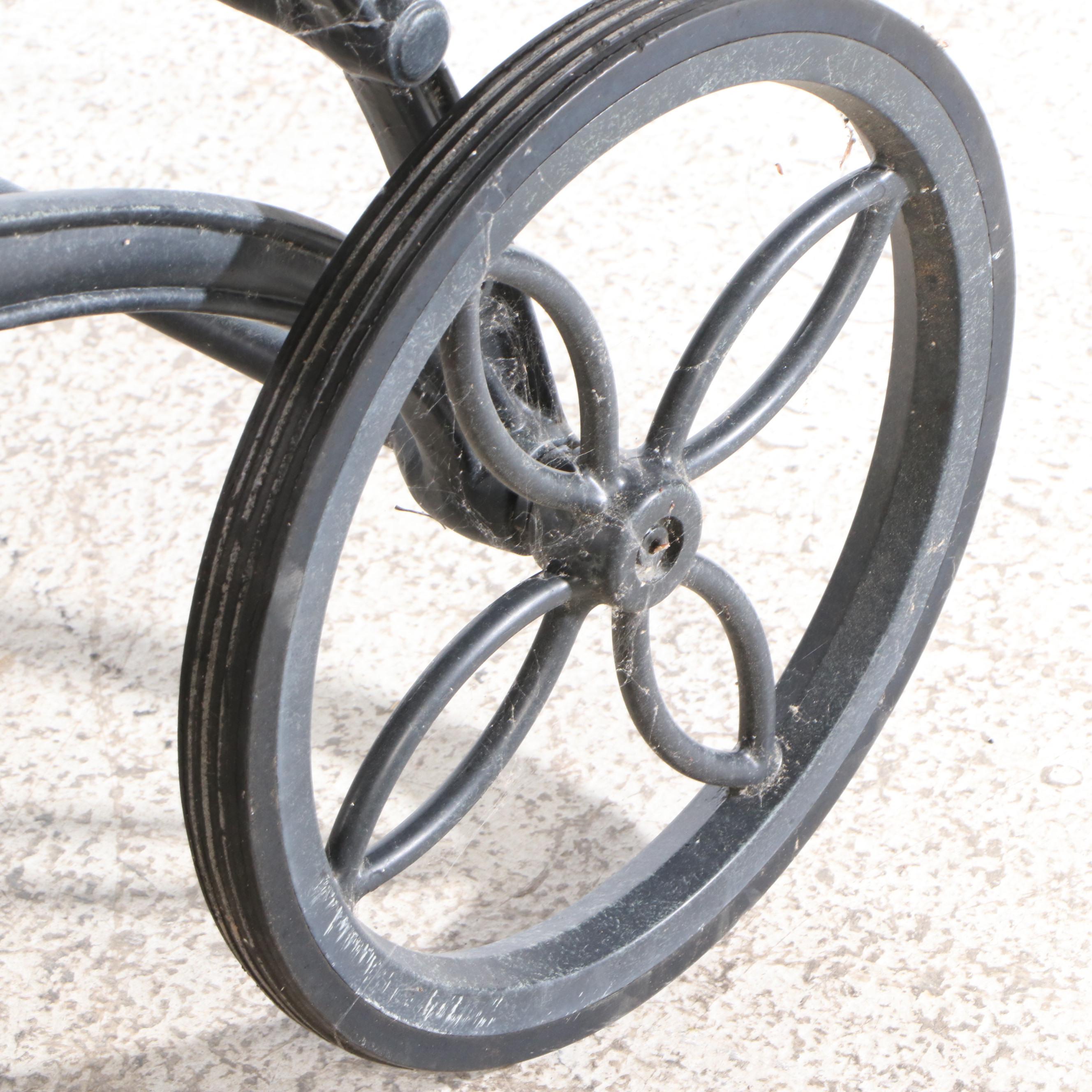 Frontgate Regency Style Metal Patio Lounge Chair