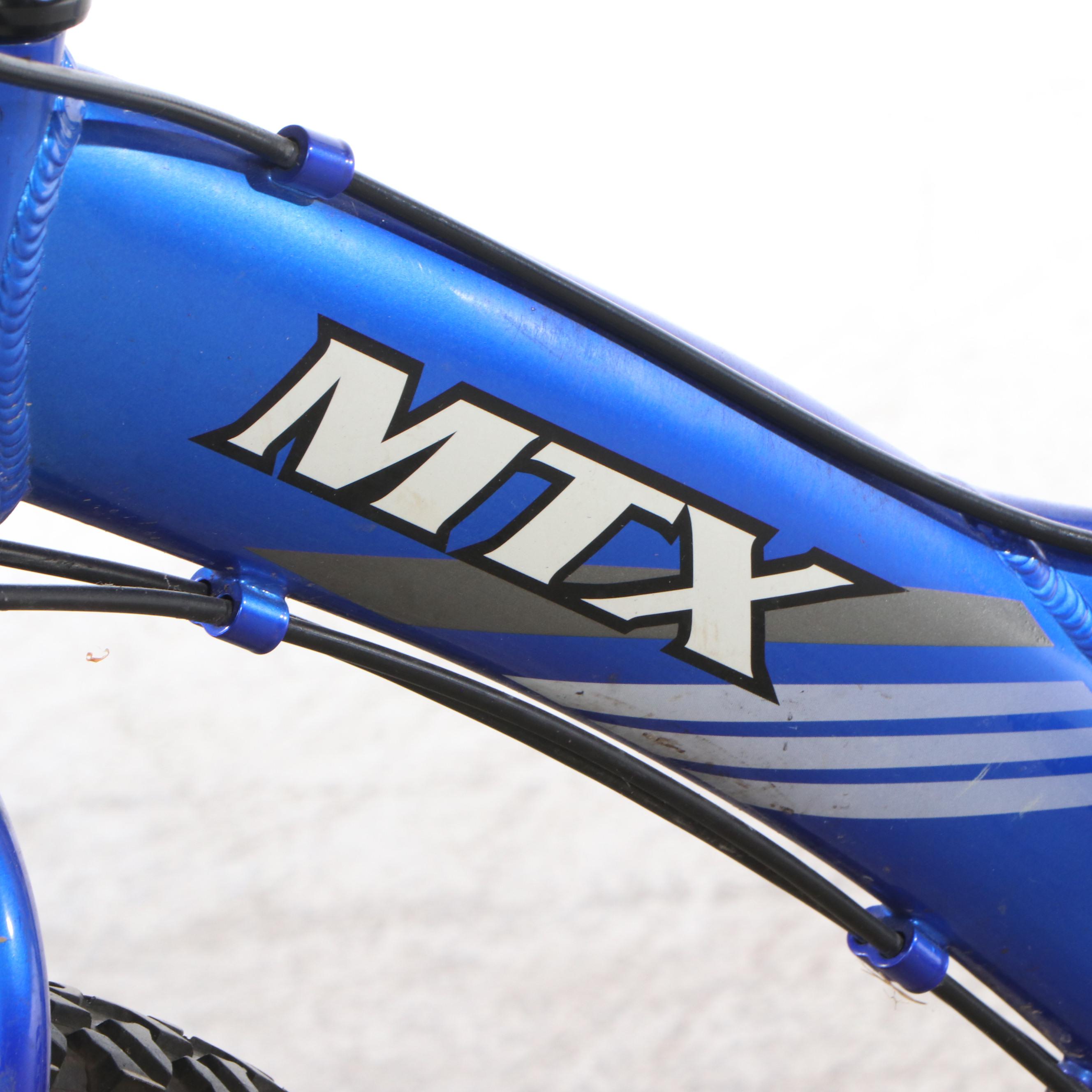 Giant MTX 225 Mountain Bike