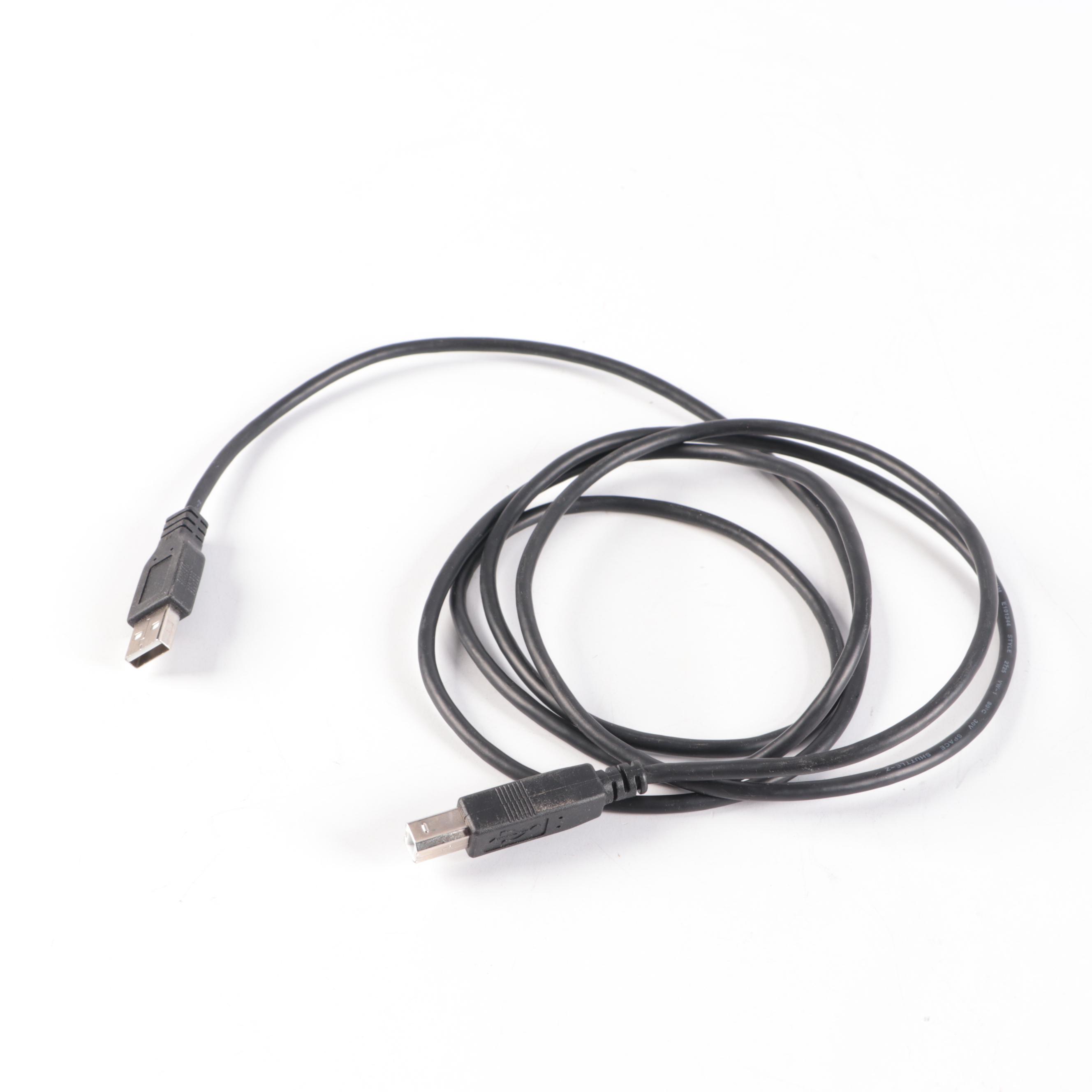 Oculus Rift CV1 VR Headset and Redbird Alloy TH1 Flight Simulator