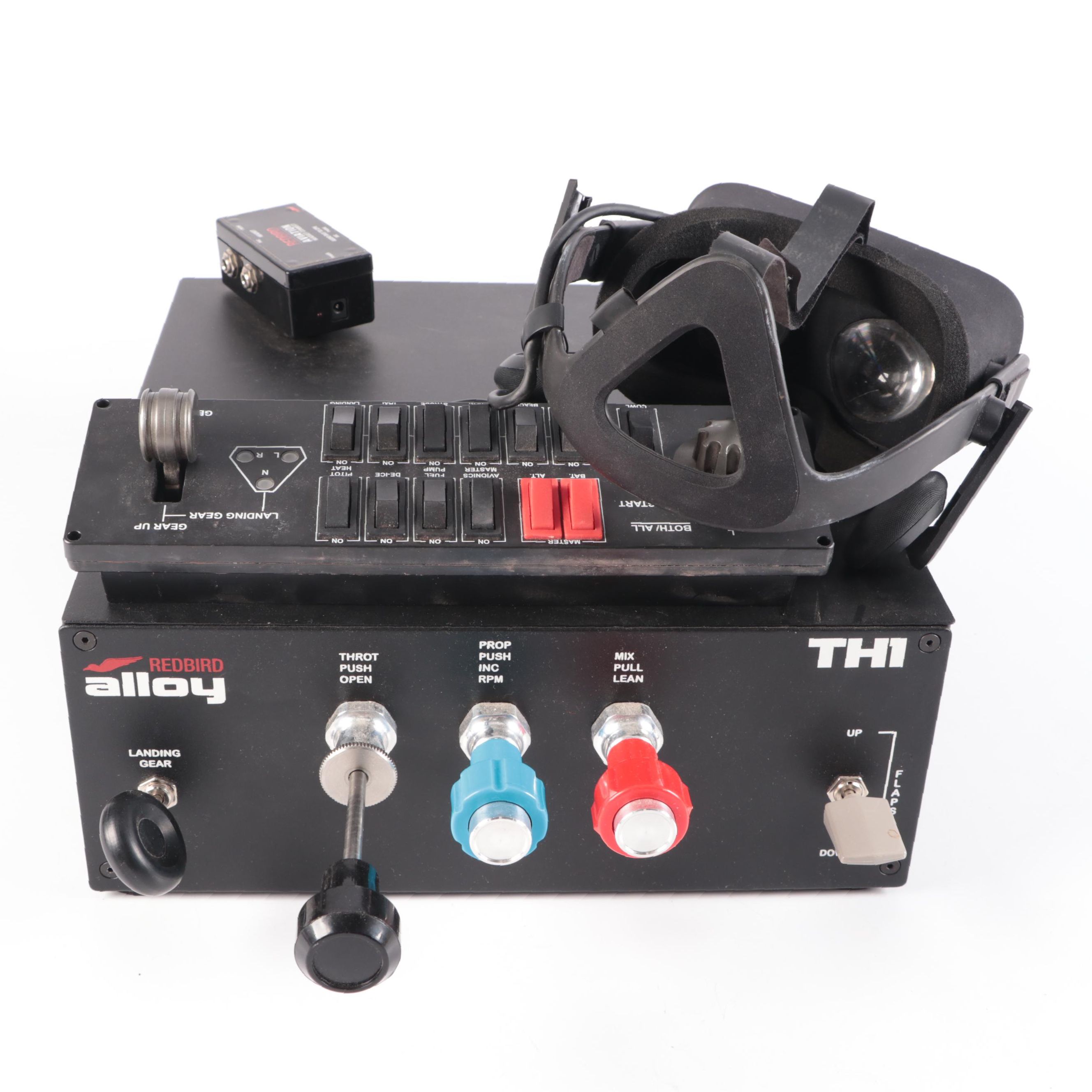 Oculus Rift CV1 VR Headset and Redbird Alloy TH1 Flight Simulator