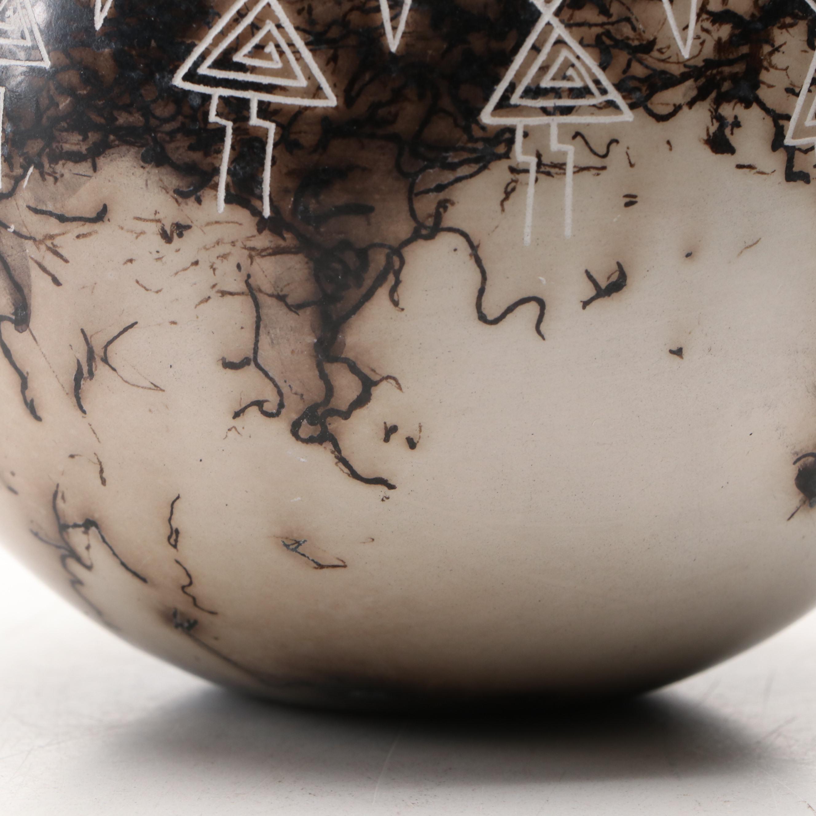 Irvin J. Louis Acoma Horsehair Pot