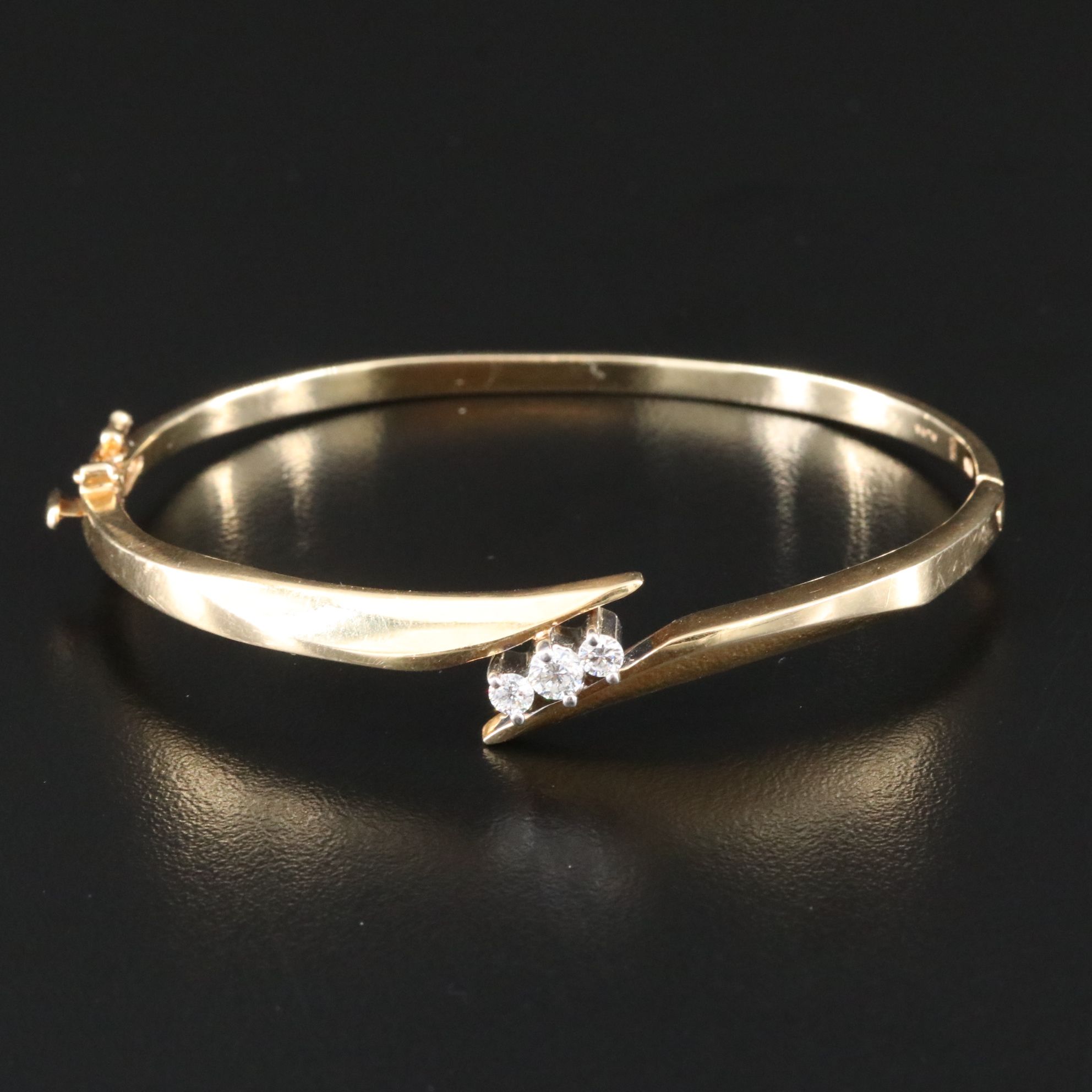 14K 0.36 CTW Diamond Hinged Bypass Bracelet