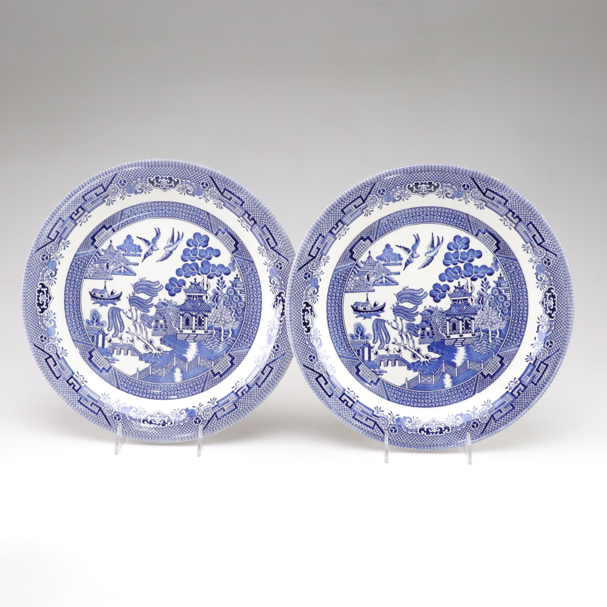 Churchill "Blue Willow" Set of Dinnerware with Soup Tureen and Serving Platters