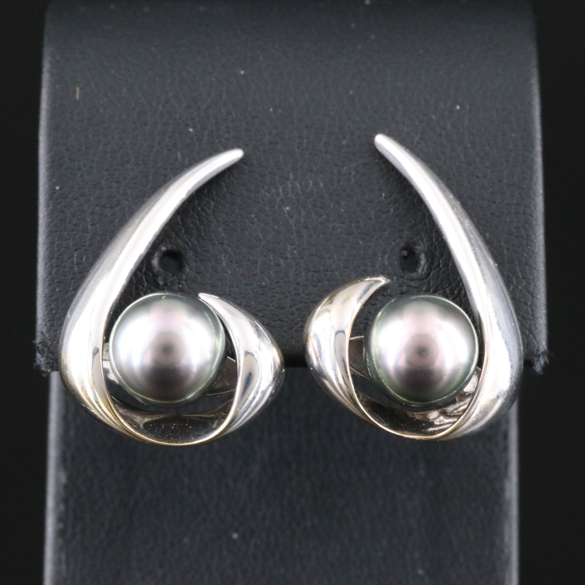18K 9.25 MM Pearl Earrings