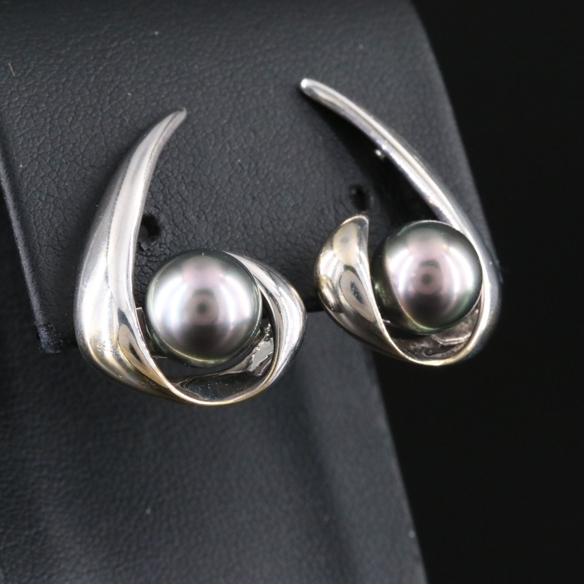 18K 9.25 MM Pearl Earrings