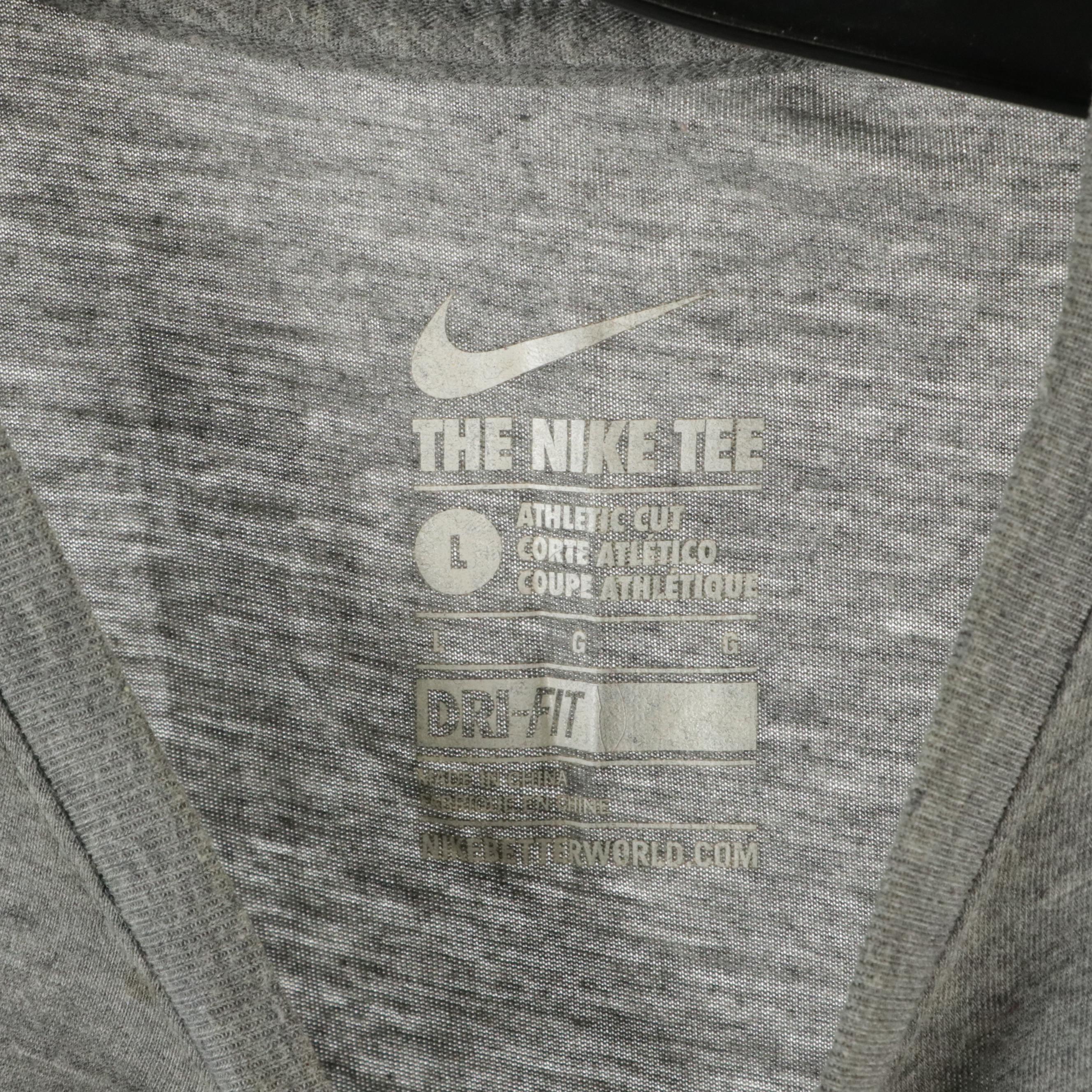 Men's Nike Graphic T-Shirts, Livestrong Zip Jacket, Other Jersey and T-Shirt